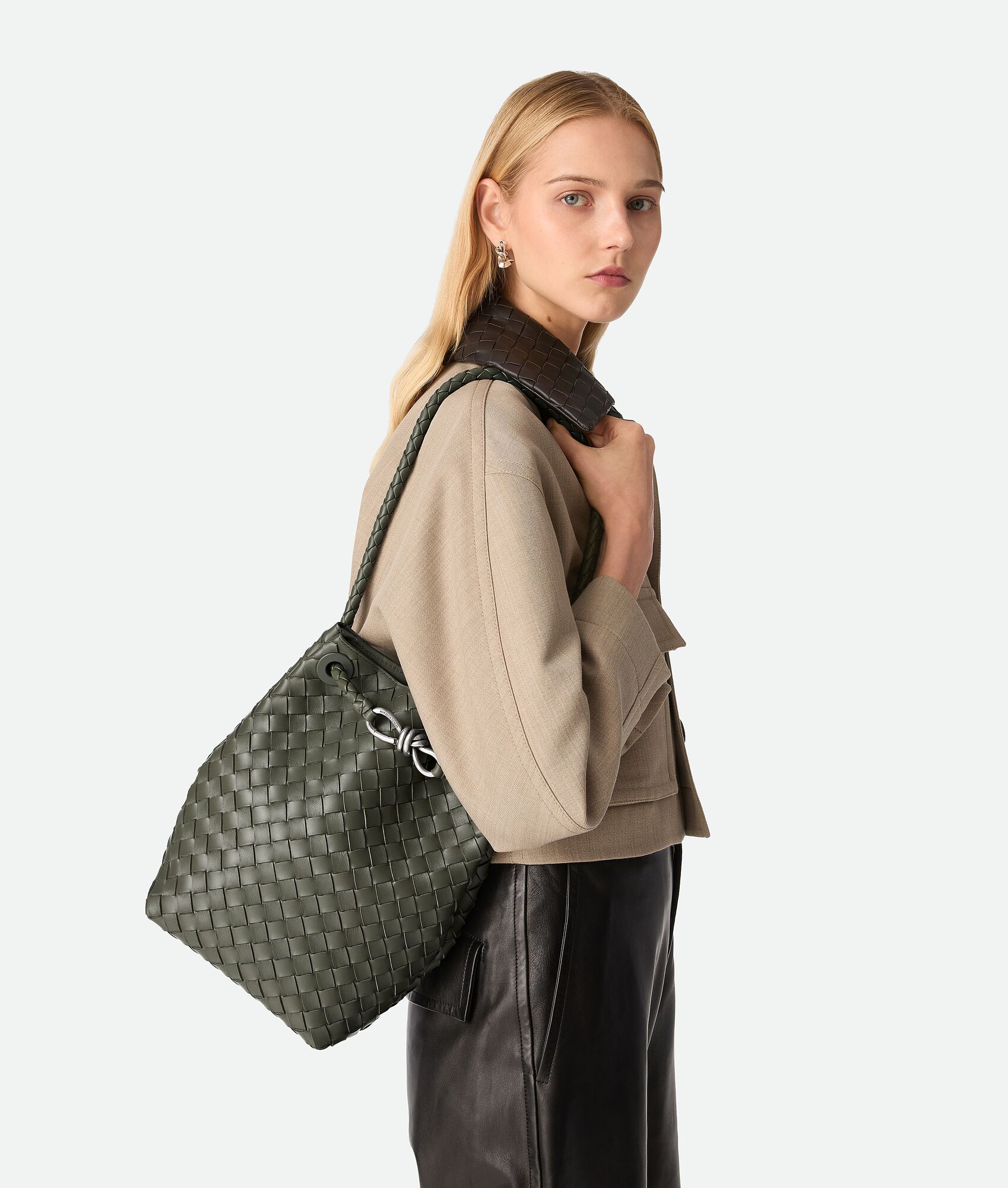 BOTTEGA VENETA 小号Andiamo水桶包