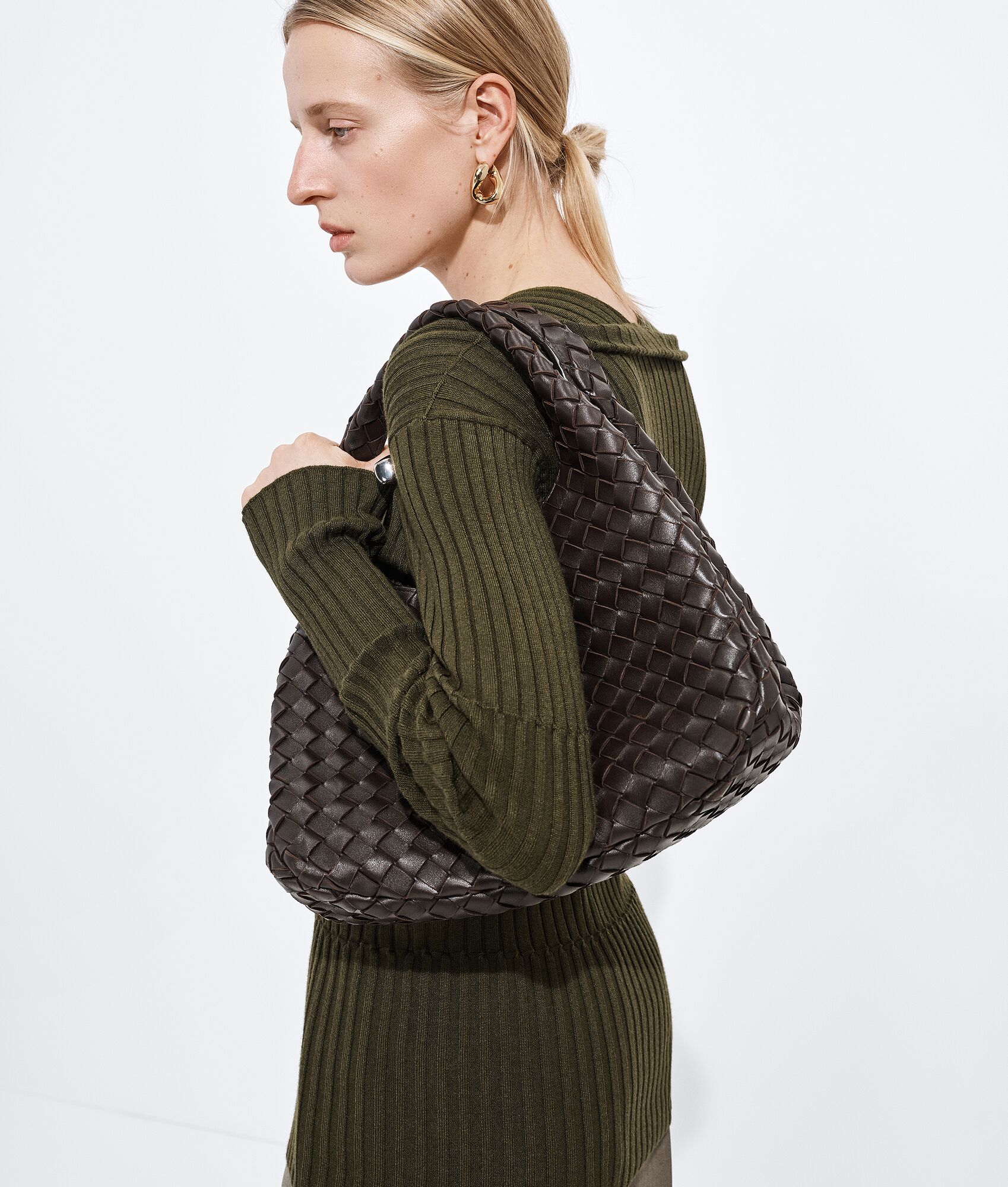 BOTTEGA VENETA Campana肩背包