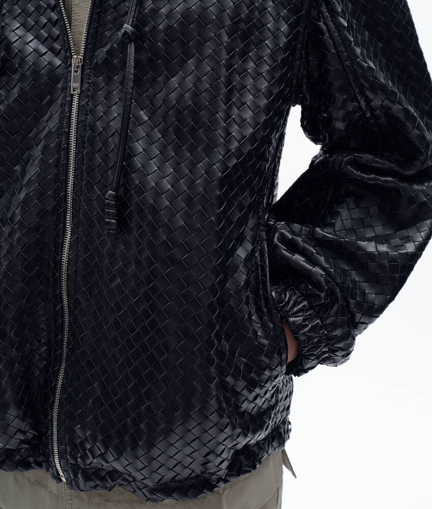BOTTEGA VENETA Intrecciato编织皮革连帽束腰夹克