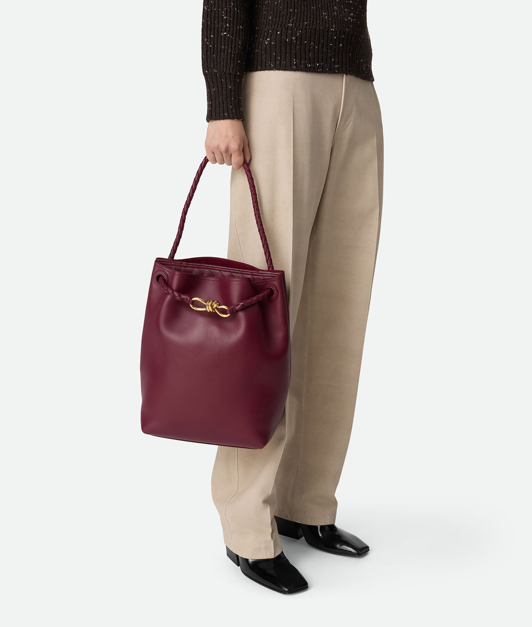 BOTTEGA VENETA Andiamo水桶包