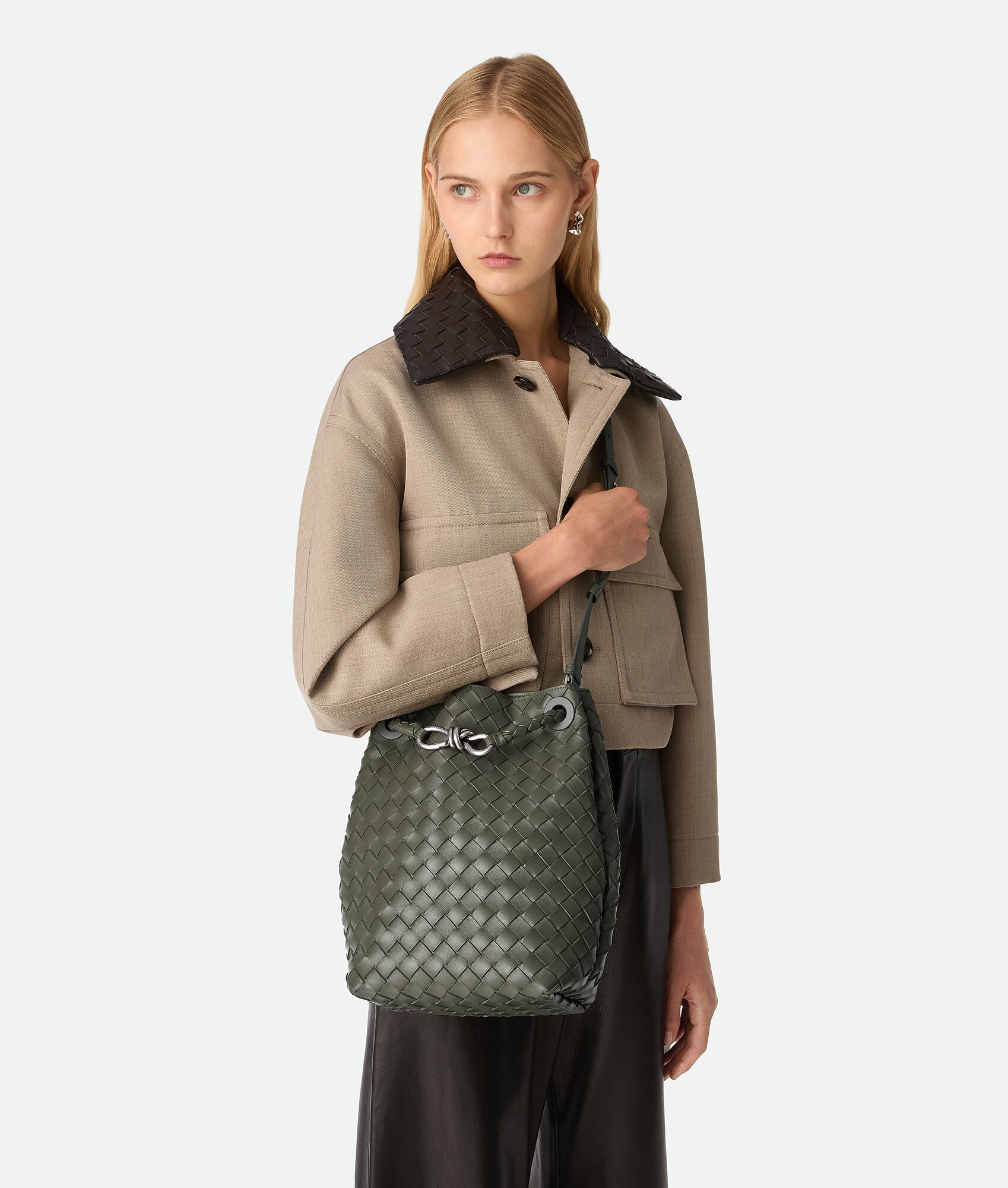 BOTTEGA VENETA 小号Andiamo水桶包