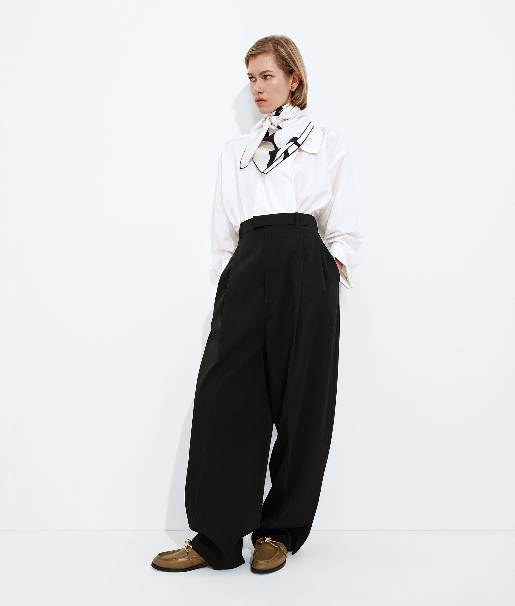 BOTTEGA VENETA 女士Astaire乐福鞋