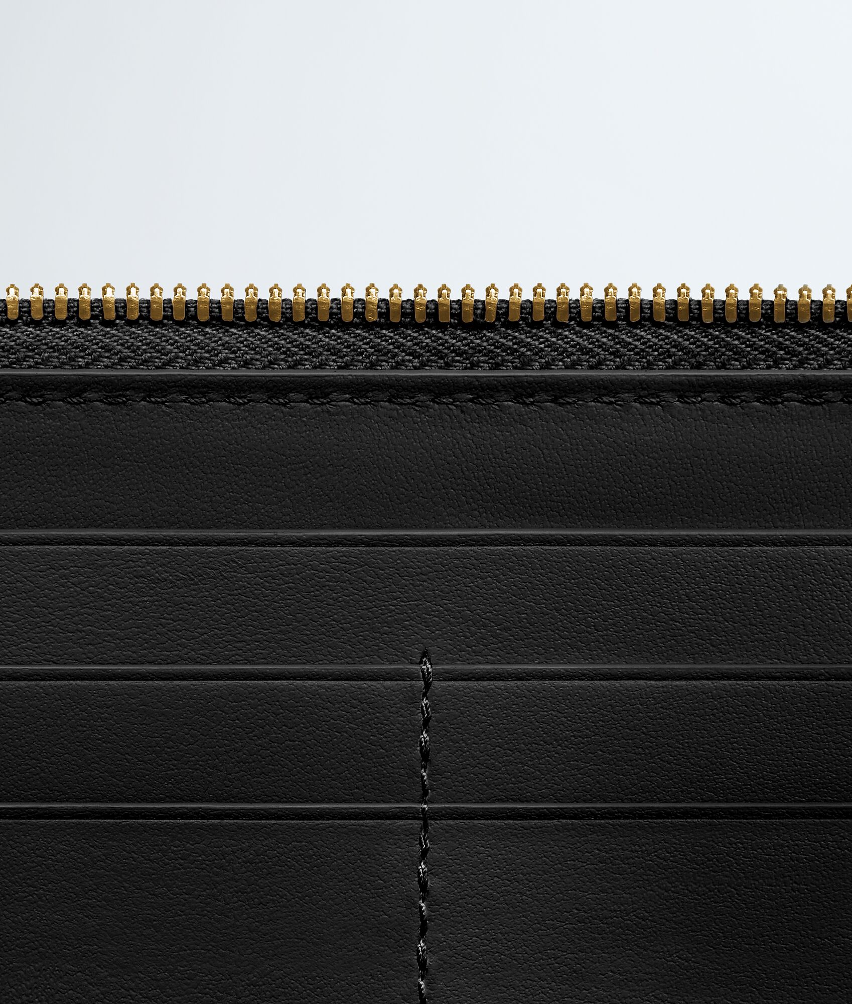 BOTTEGA VENETA Intrecciato编织环绕式拉链钱包