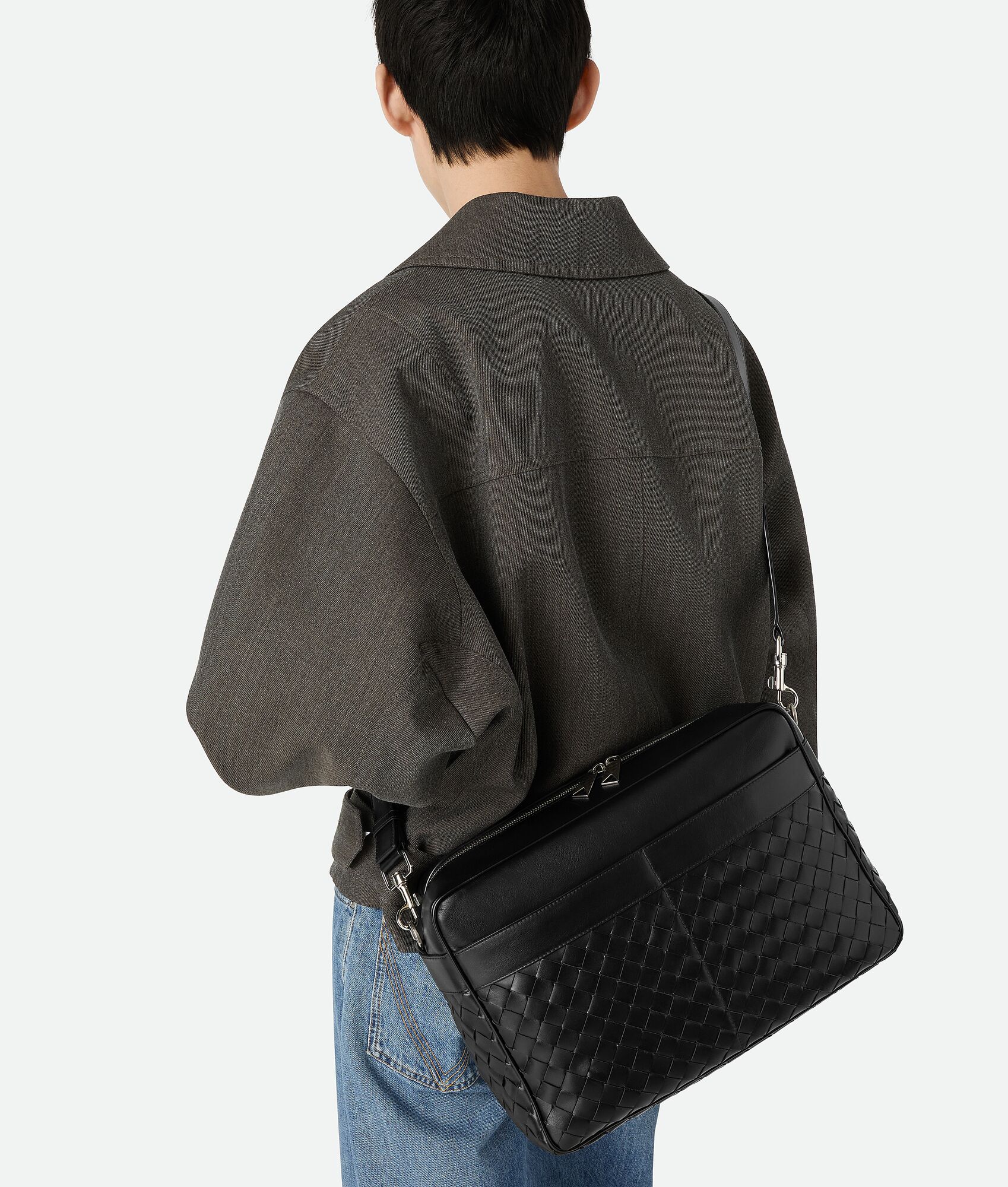 BOTTEGA VENETA 大号Intrecciato编织口袋相机包