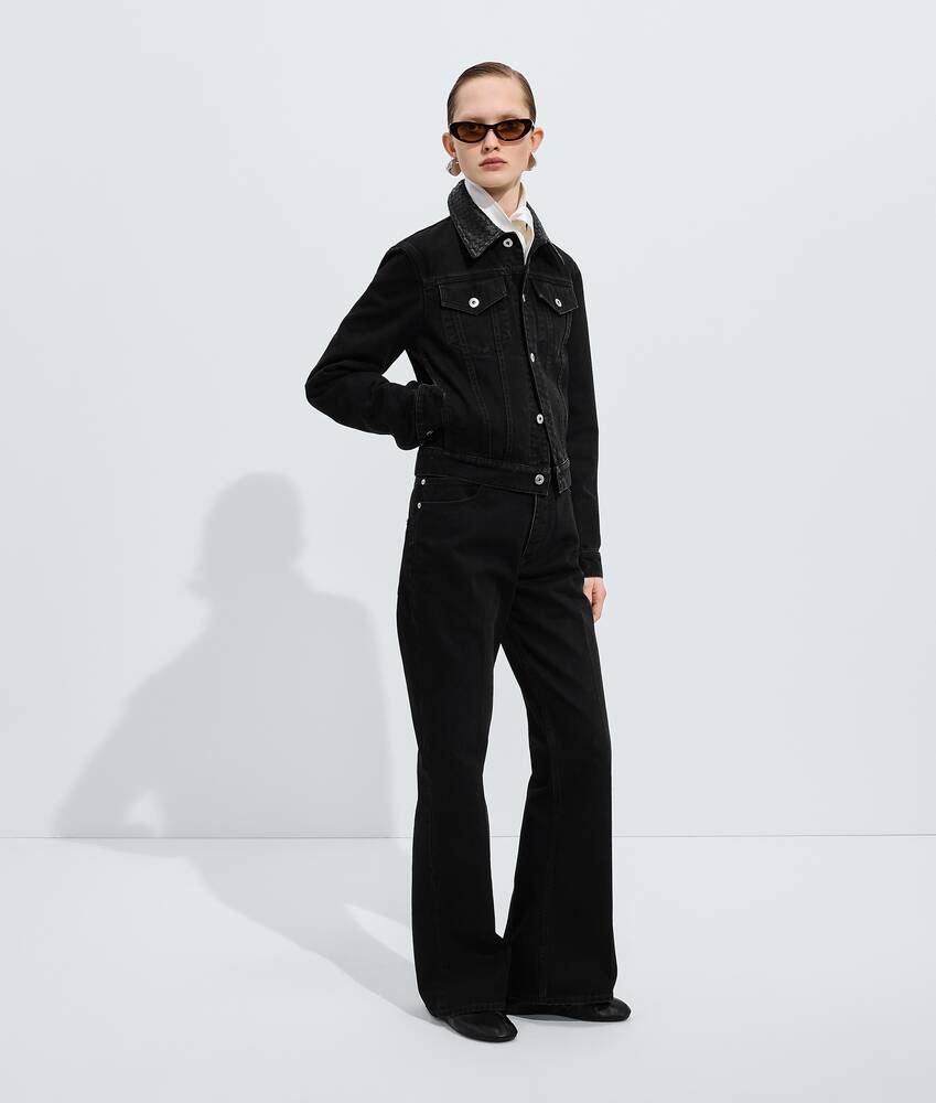 BOTTEGA VENETA 褪色黑喇叭牛仔裤