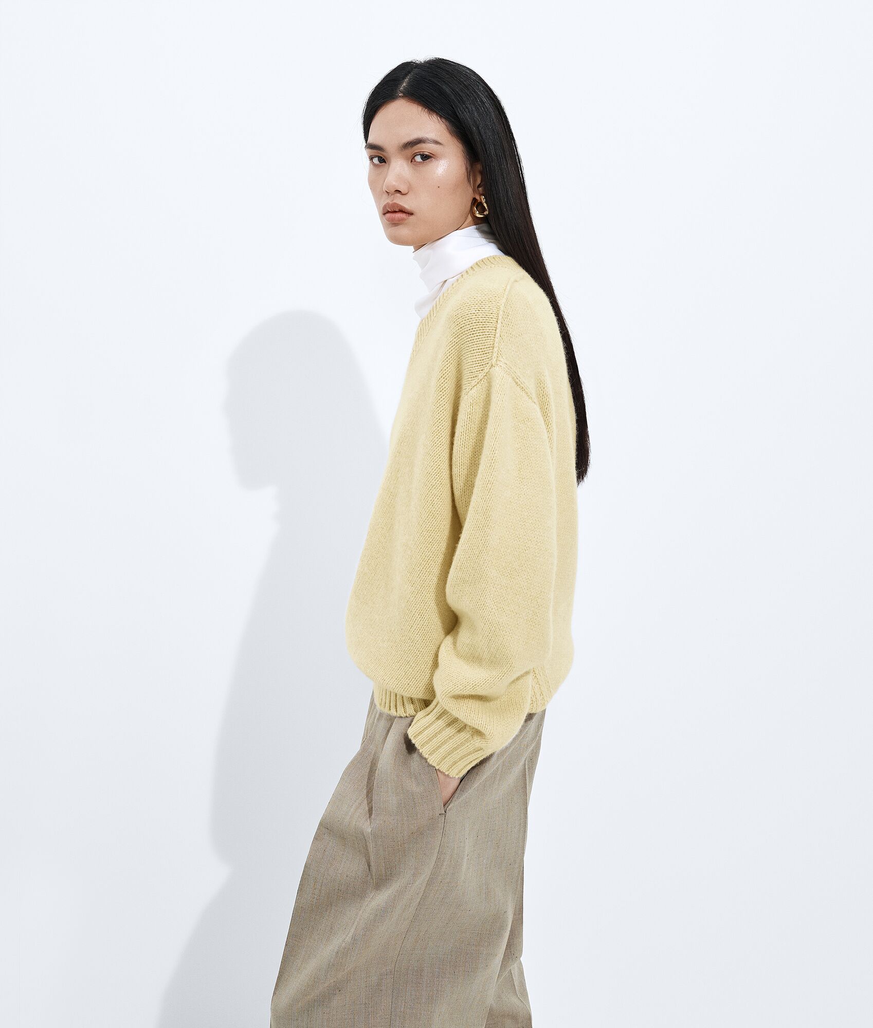 BOTTEGA VENETA 山羊绒扭结针织衫