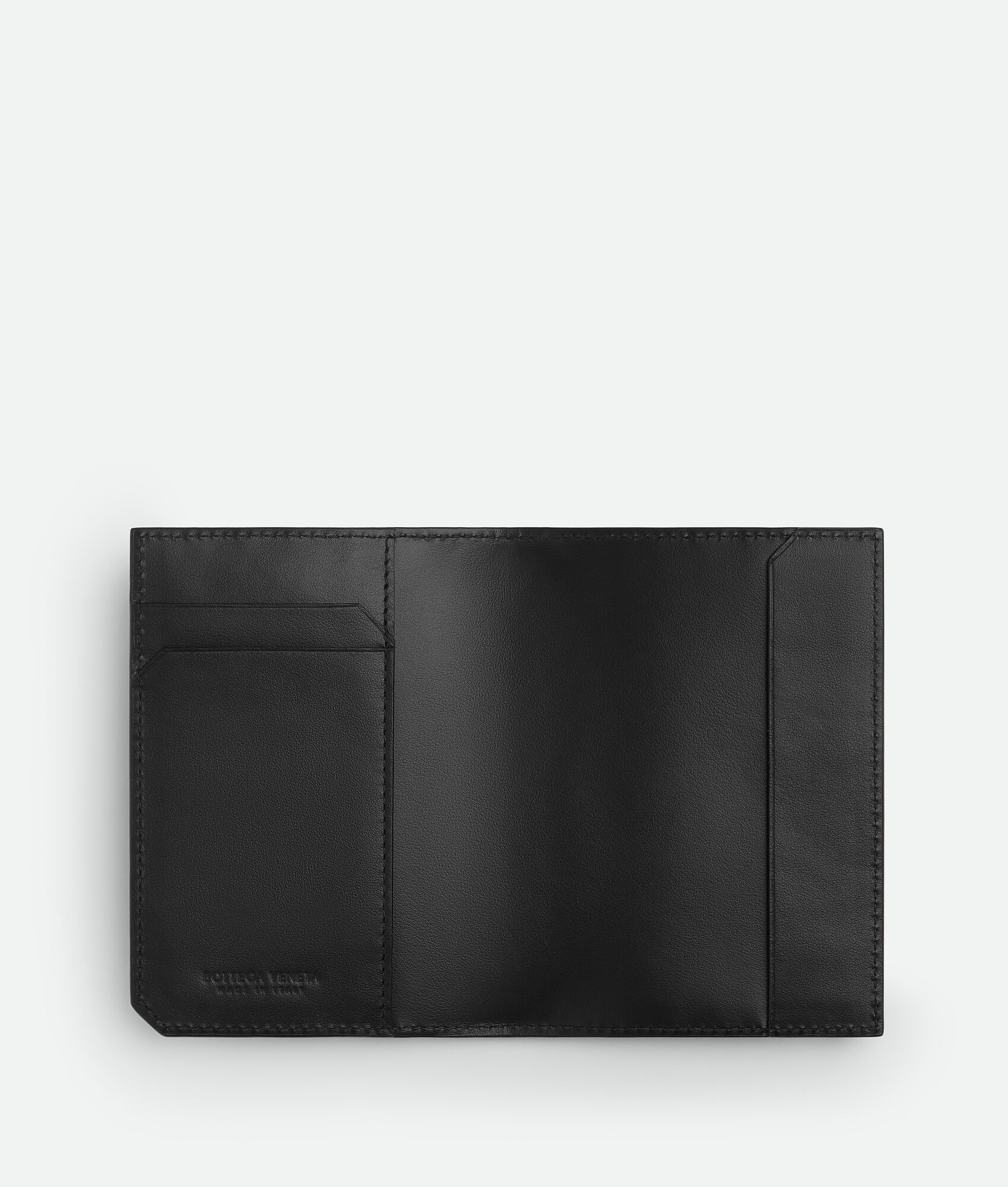 BOTTEGA VENETA Intrecciato Piccolo编织护照夹
