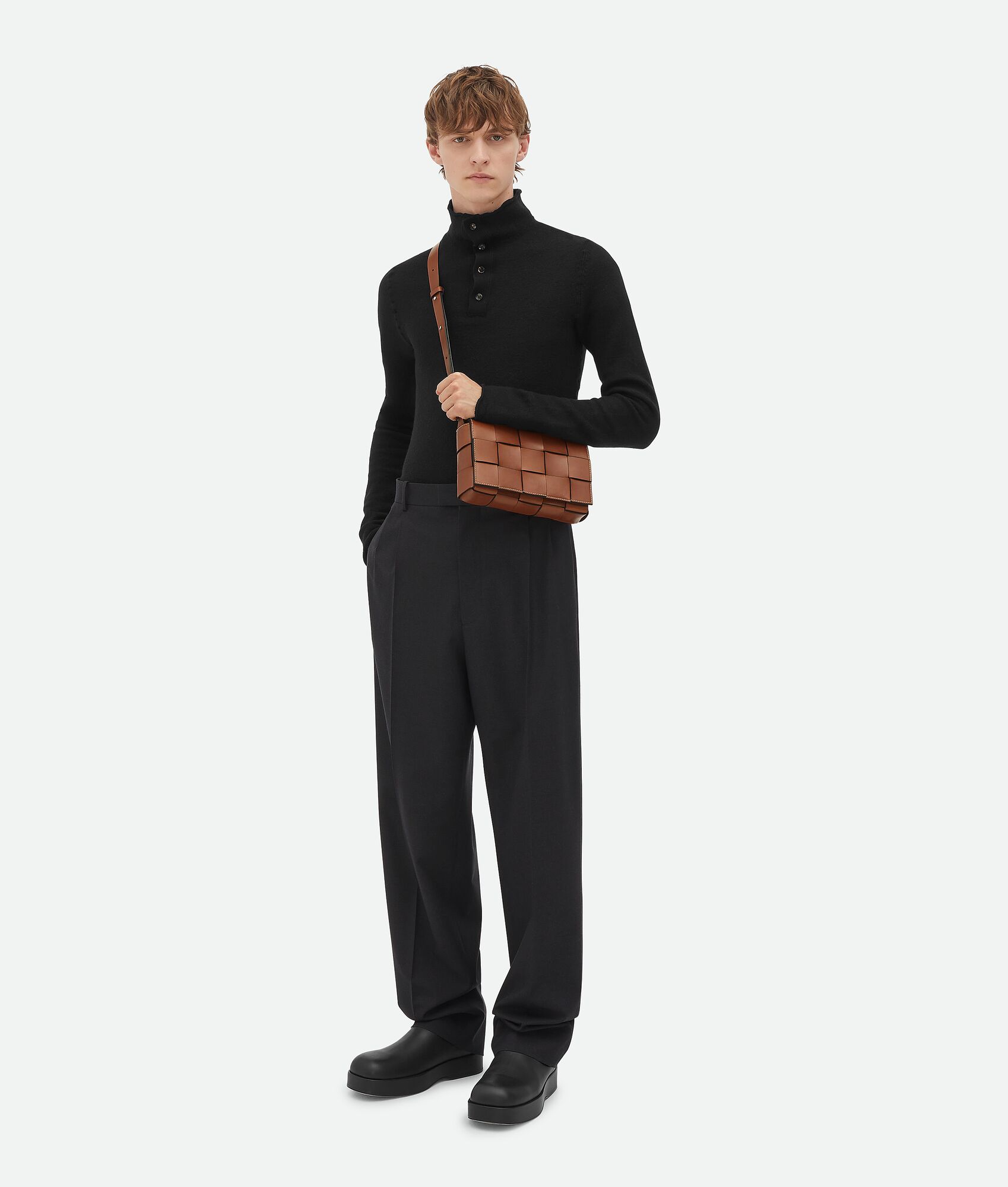 BOTTEGA VENETA Cassette斜挎包