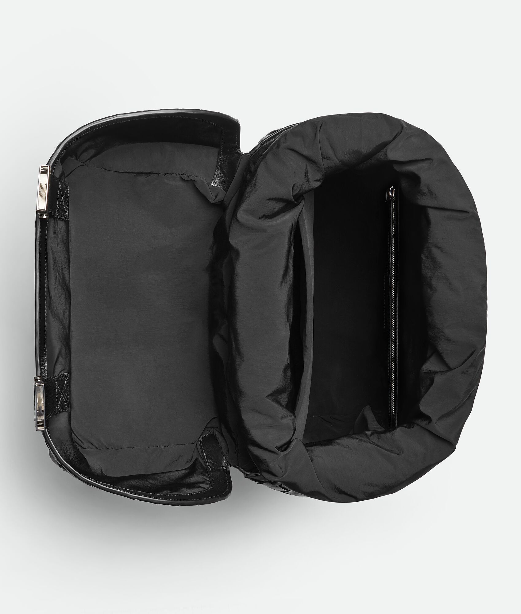 BOTTEGA VENETA Intrecciato编织翻盖背包