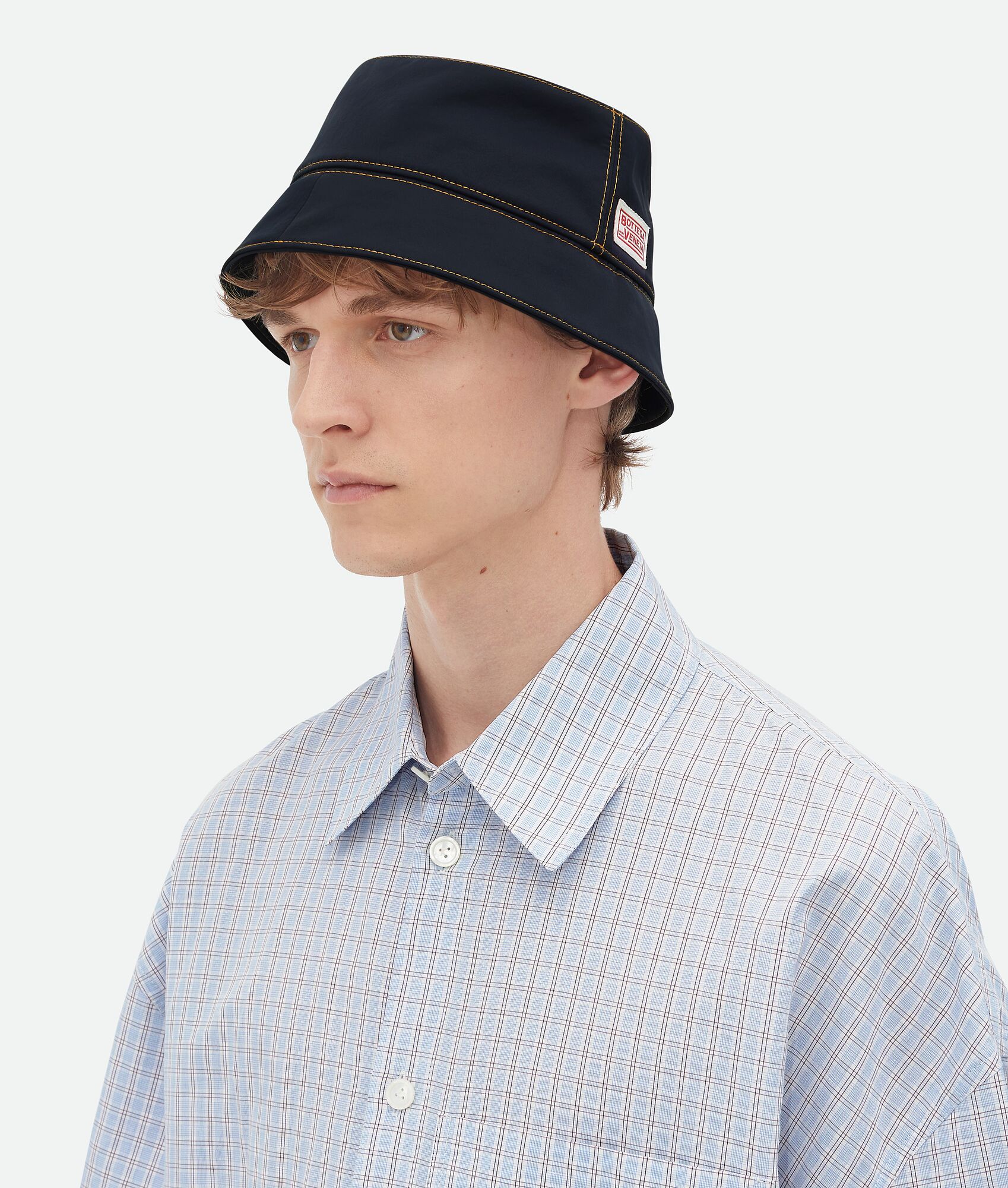 BOTTEGA VENETA 科技尼龙渔夫帽