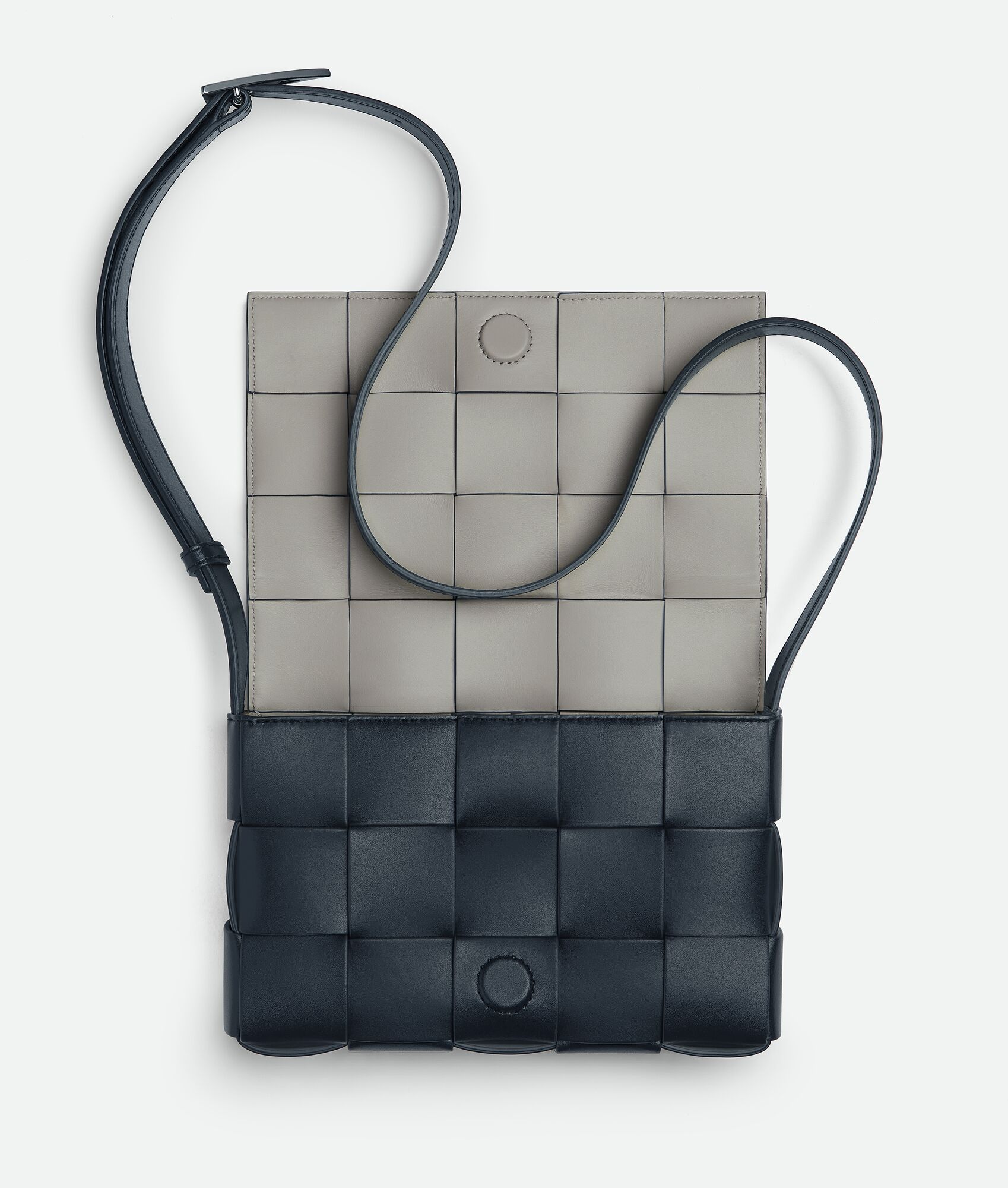 BOTTEGA VENETA Cassette斜挎包