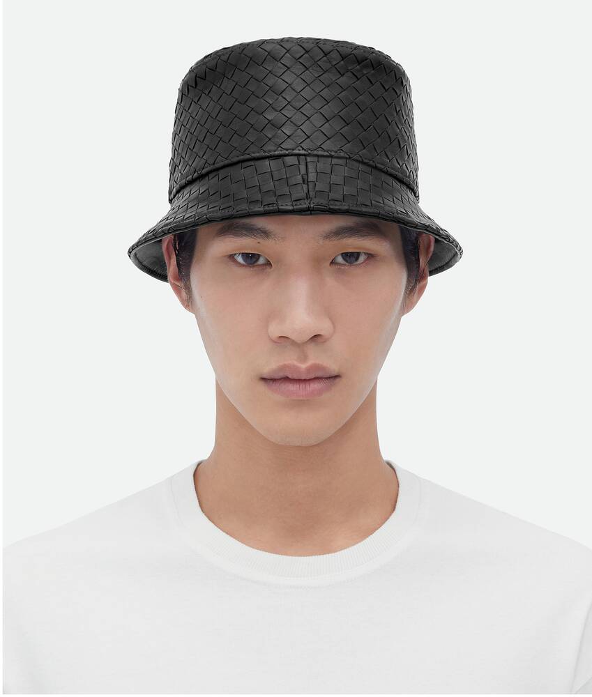 BOTTEGA VENETA Intrecciato编织皮革渔夫帽