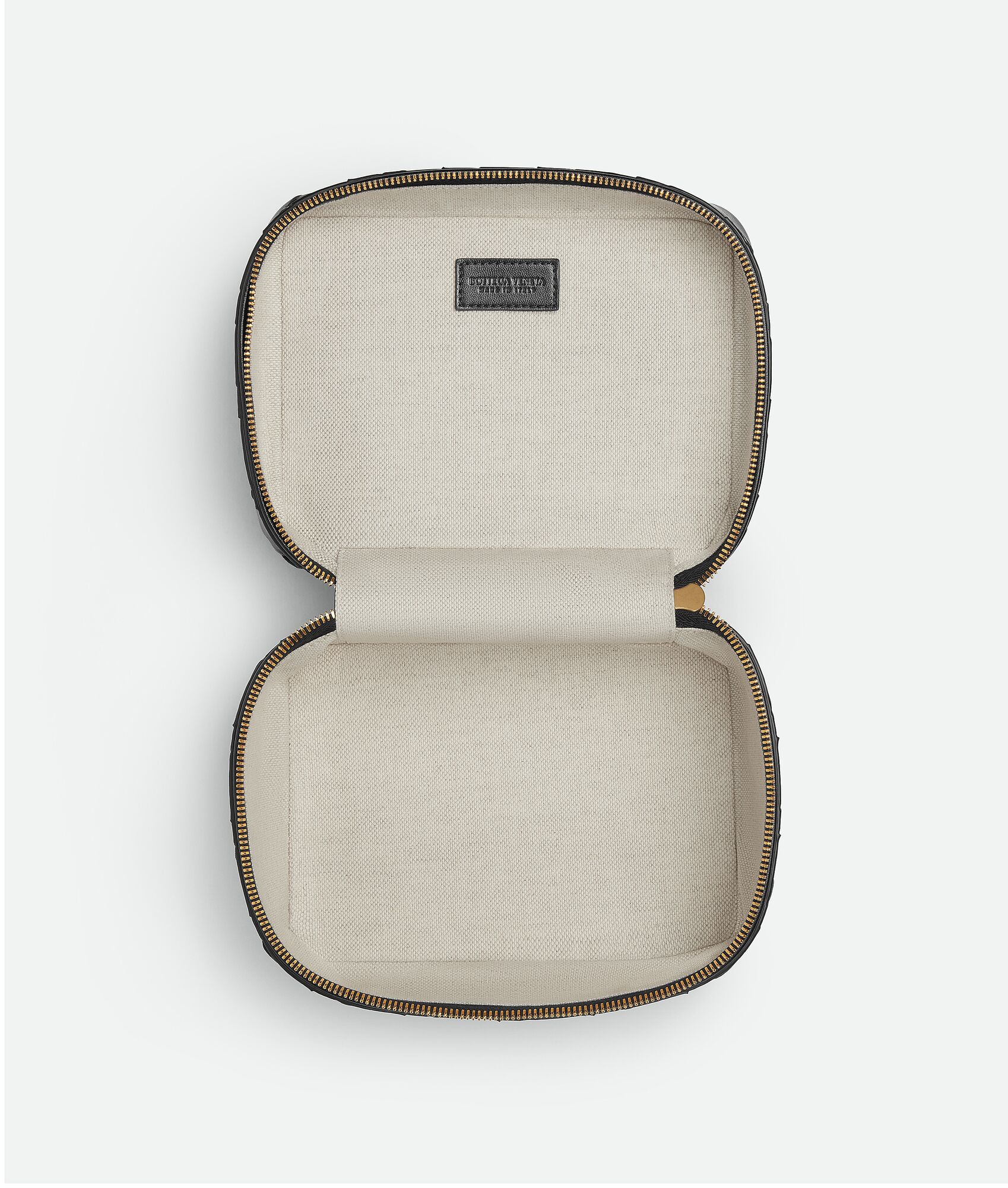 BOTTEGA VENETA Intrecciato编织East / West化妆包
