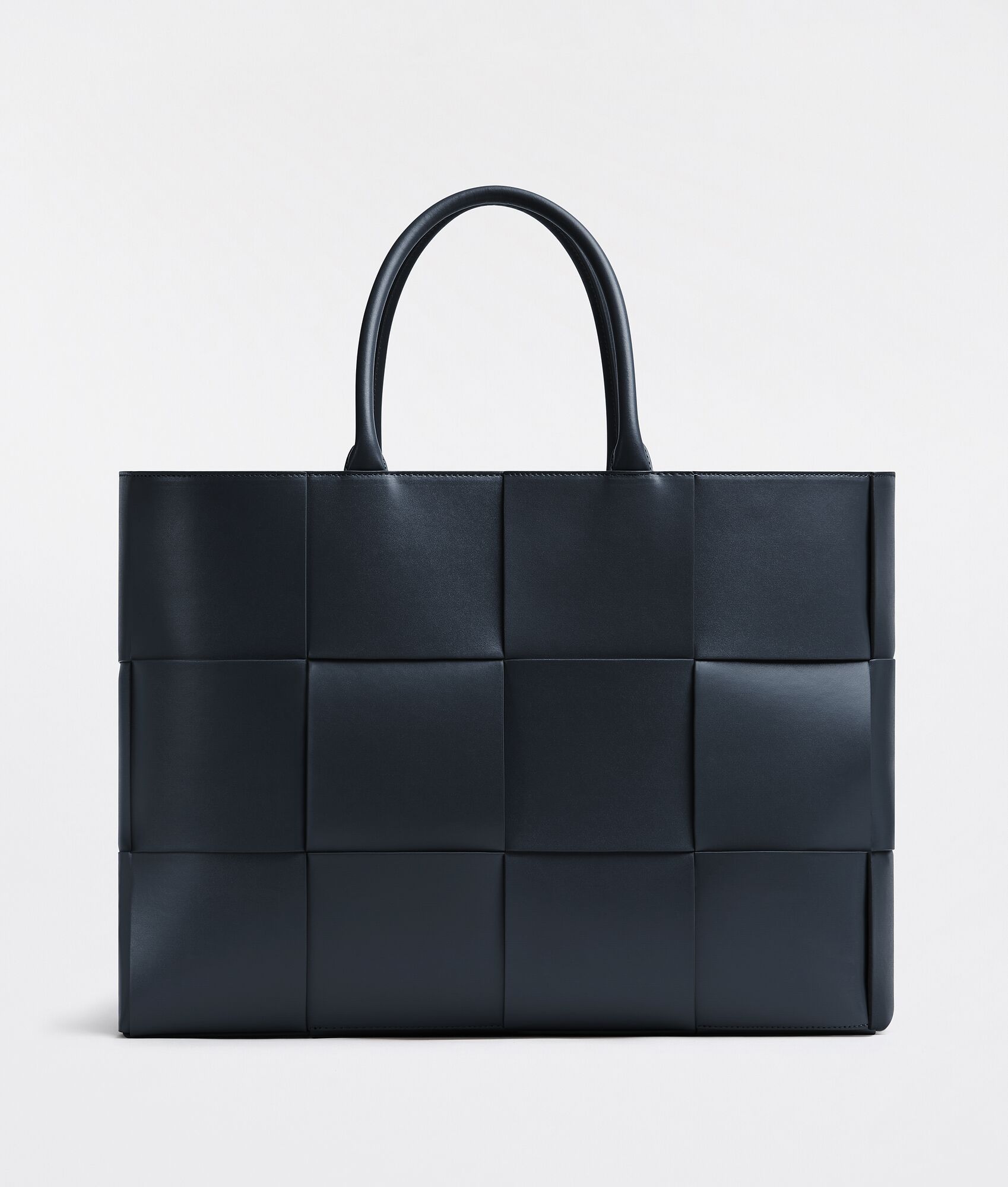 大号Arco Tote托特手袋| Bottega Veneta