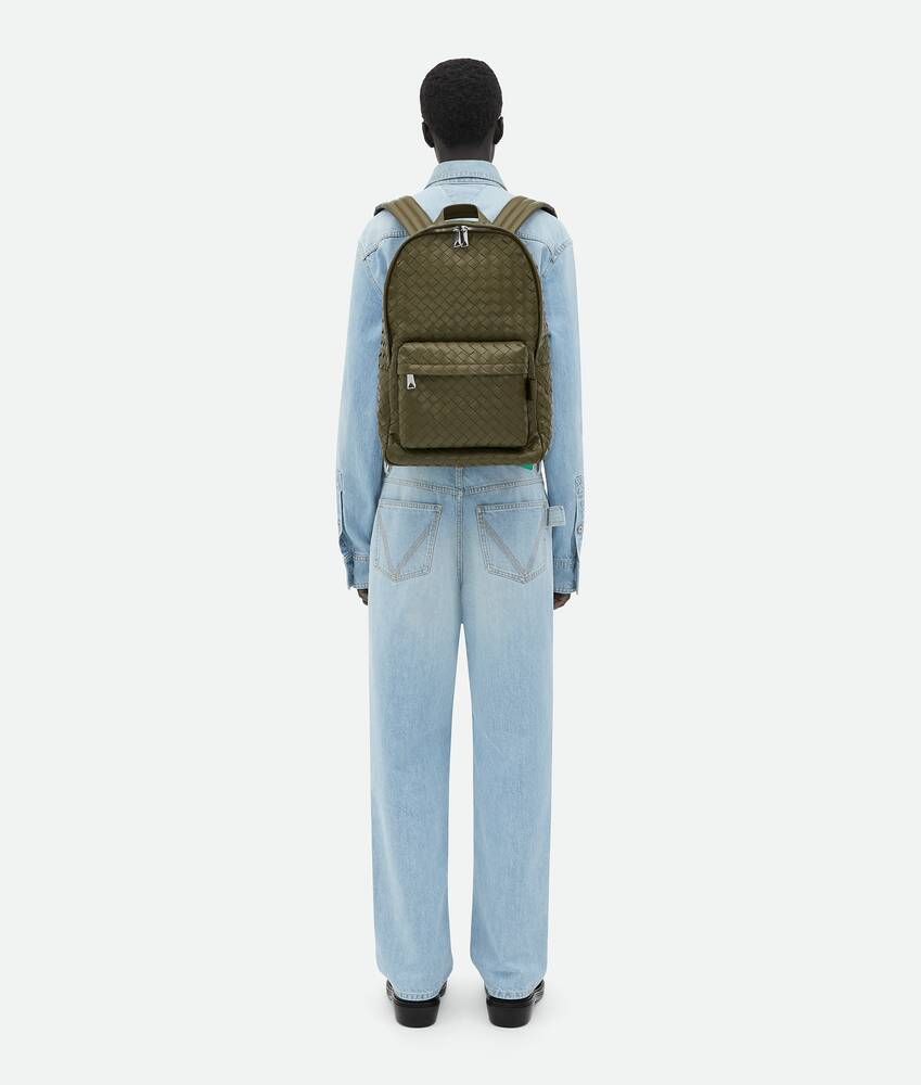 BOTTEGA VENETA 中号Intrecciato编织背包