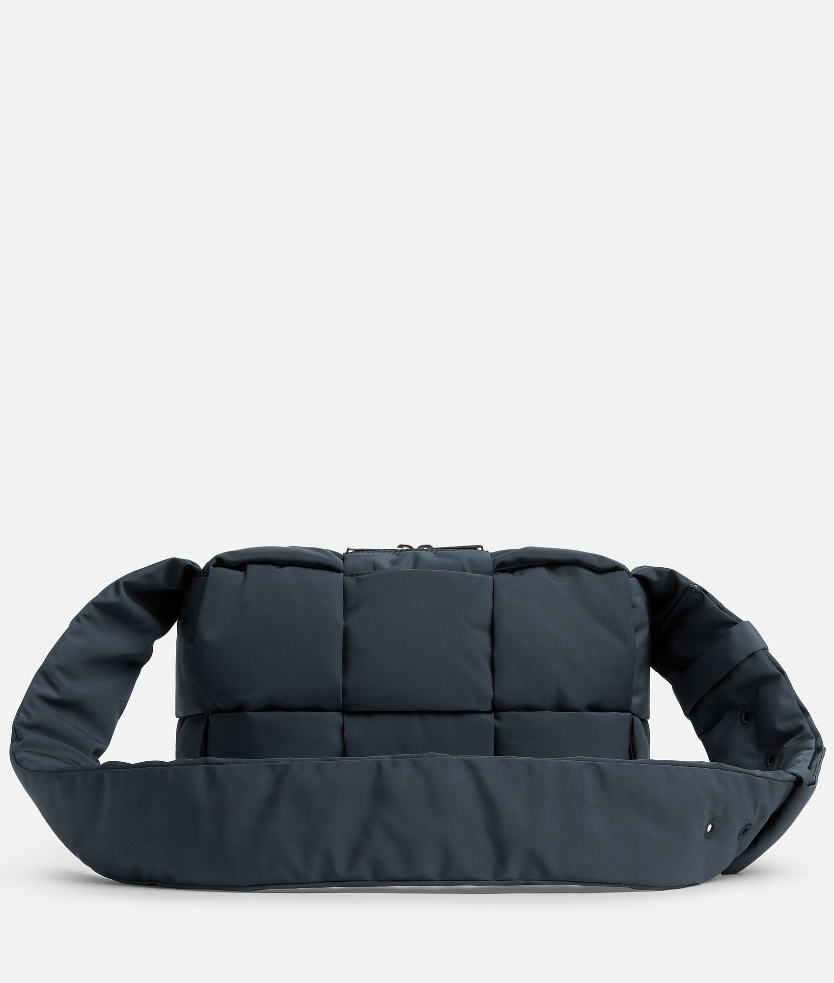 BOTTEGA VENETA 中号Arco加衬相机包