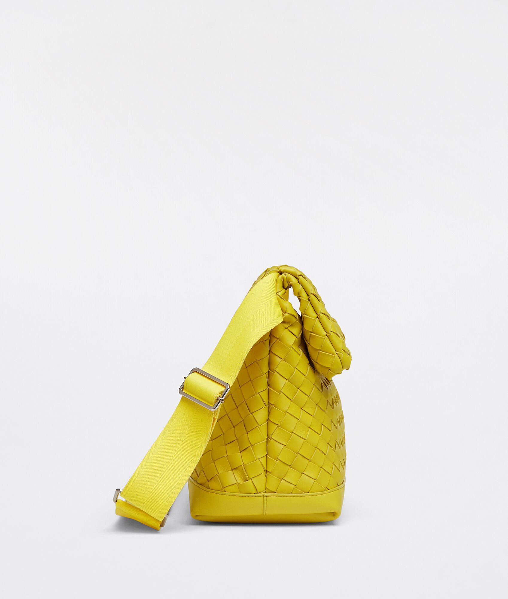 BOTTEGA VENETA CLASSIC INTRECCIATO斜挎包