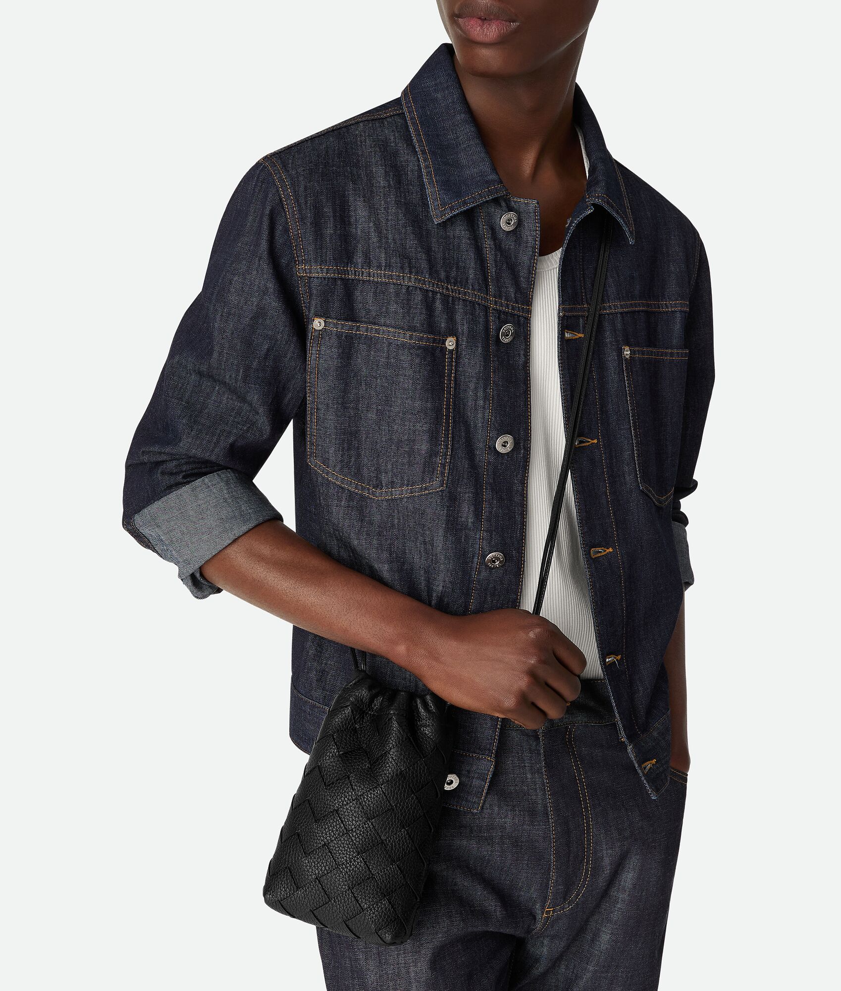 BOTTEGA VENETA 竖款Dustbag手拿包