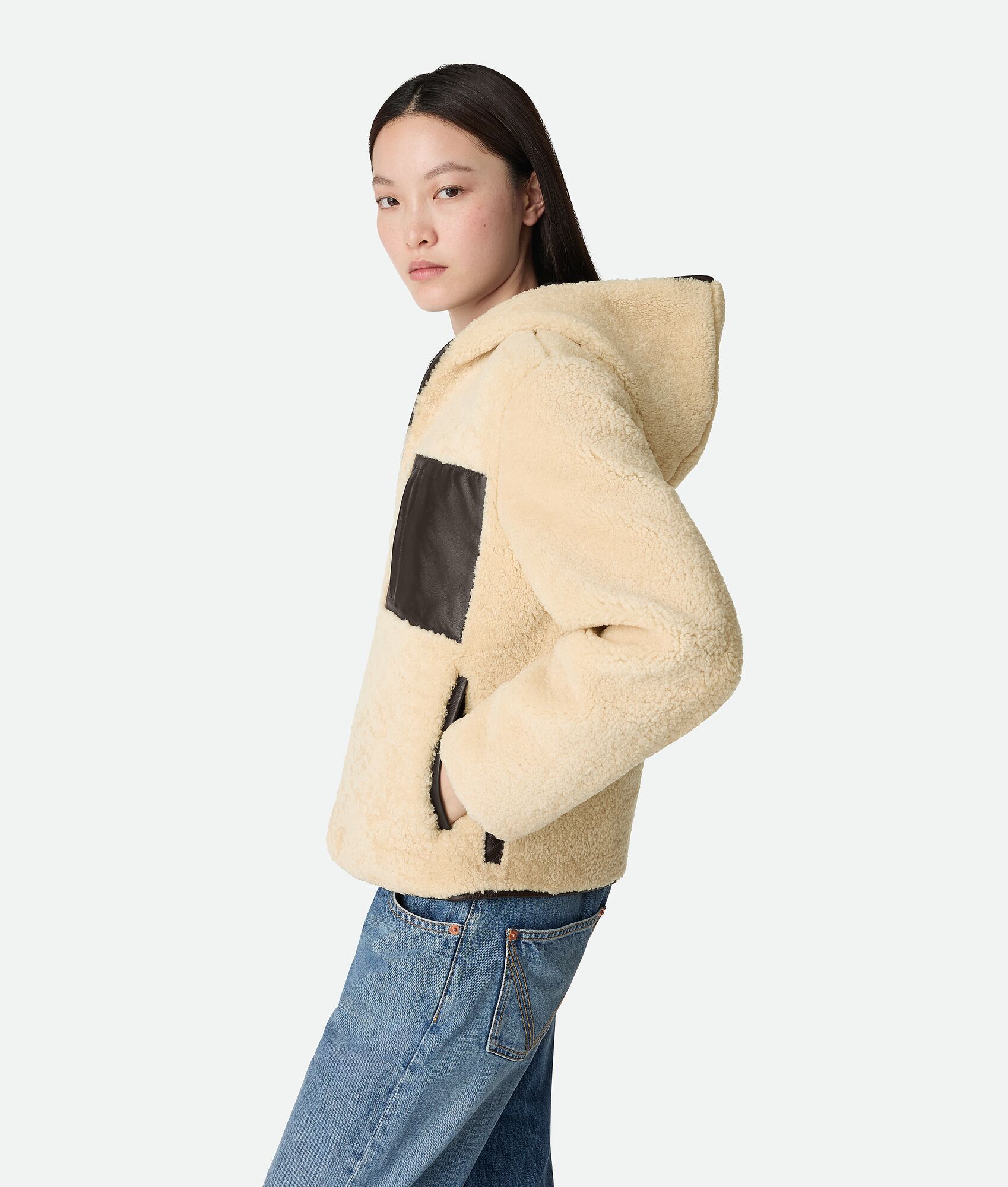 BOTTEGA VENETA 剪羊毛连帽束腰夹克