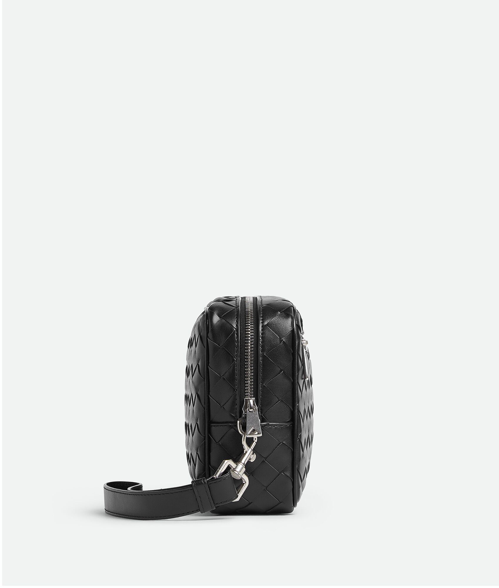 BOTTEGA VENETA Intrecciato编织腕带手拿包