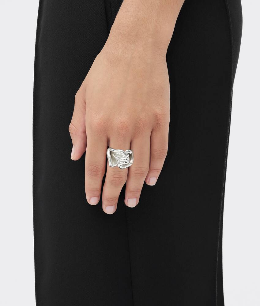 女士首饰-戒指-bv戒指 | bottega veneta葆蝶家中国官方网站