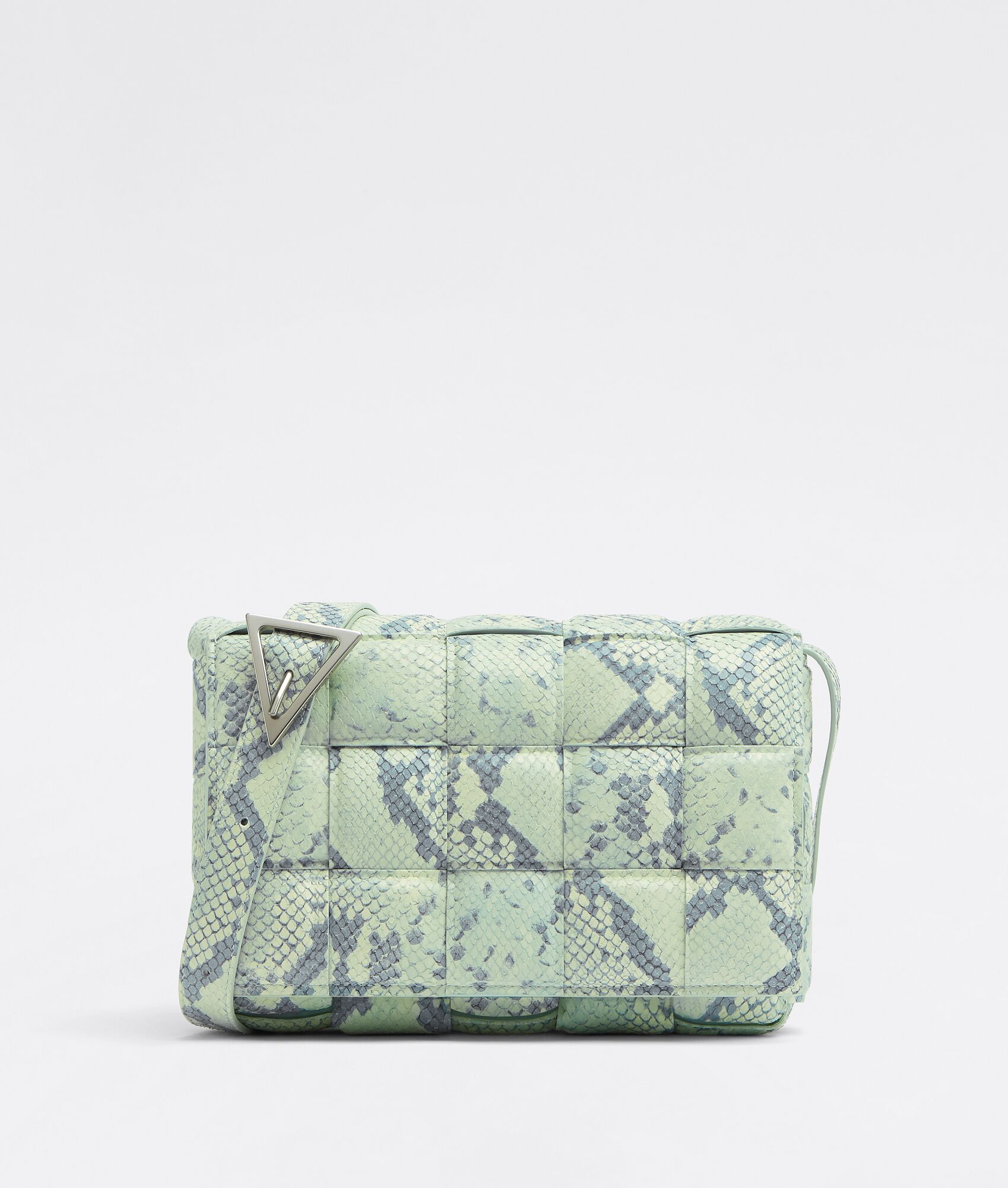 BOTTEGA VENETA PADDED CASSETTE加衬斜挎包