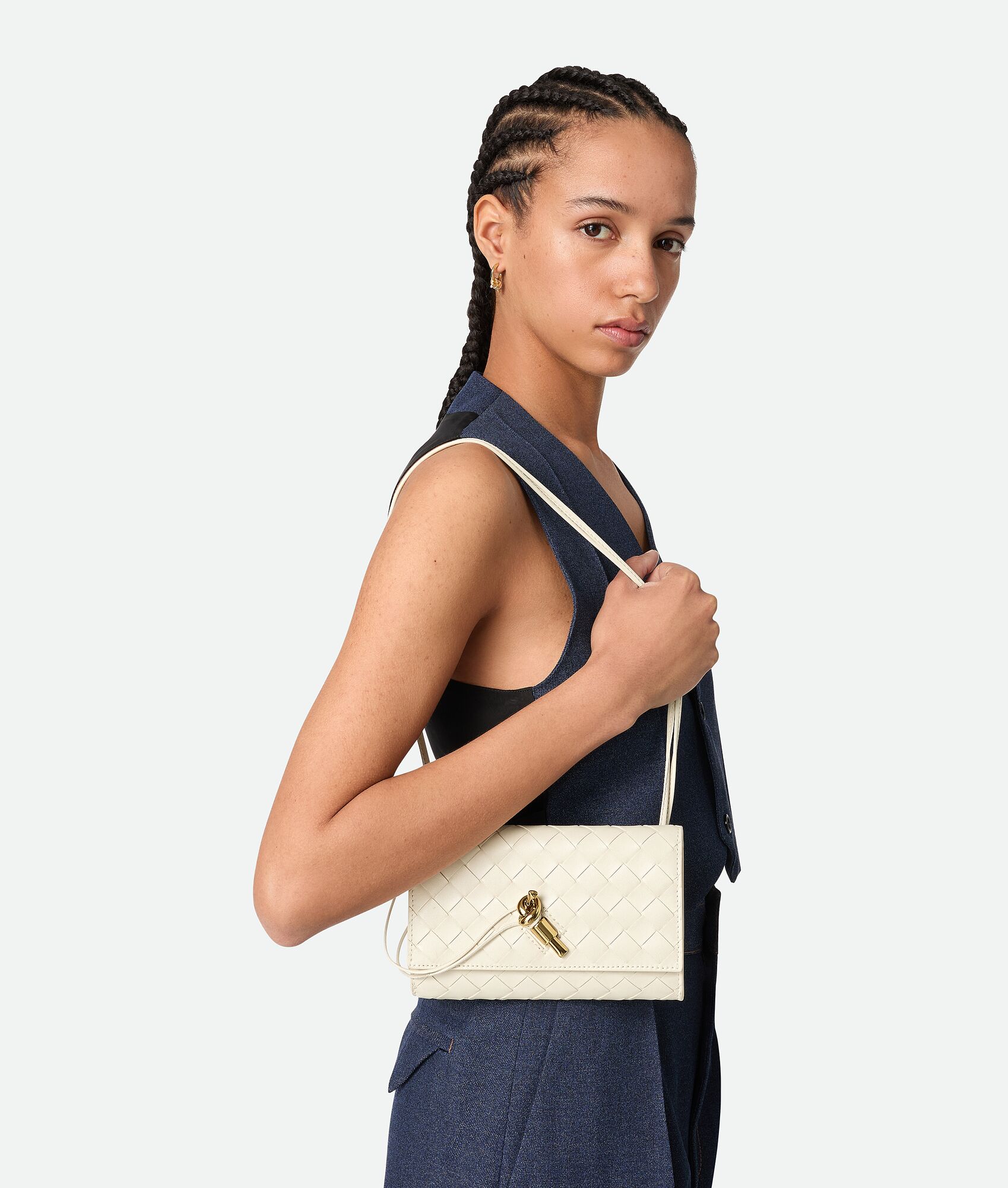 BOTTEGA VENETA Andiamo手拿包