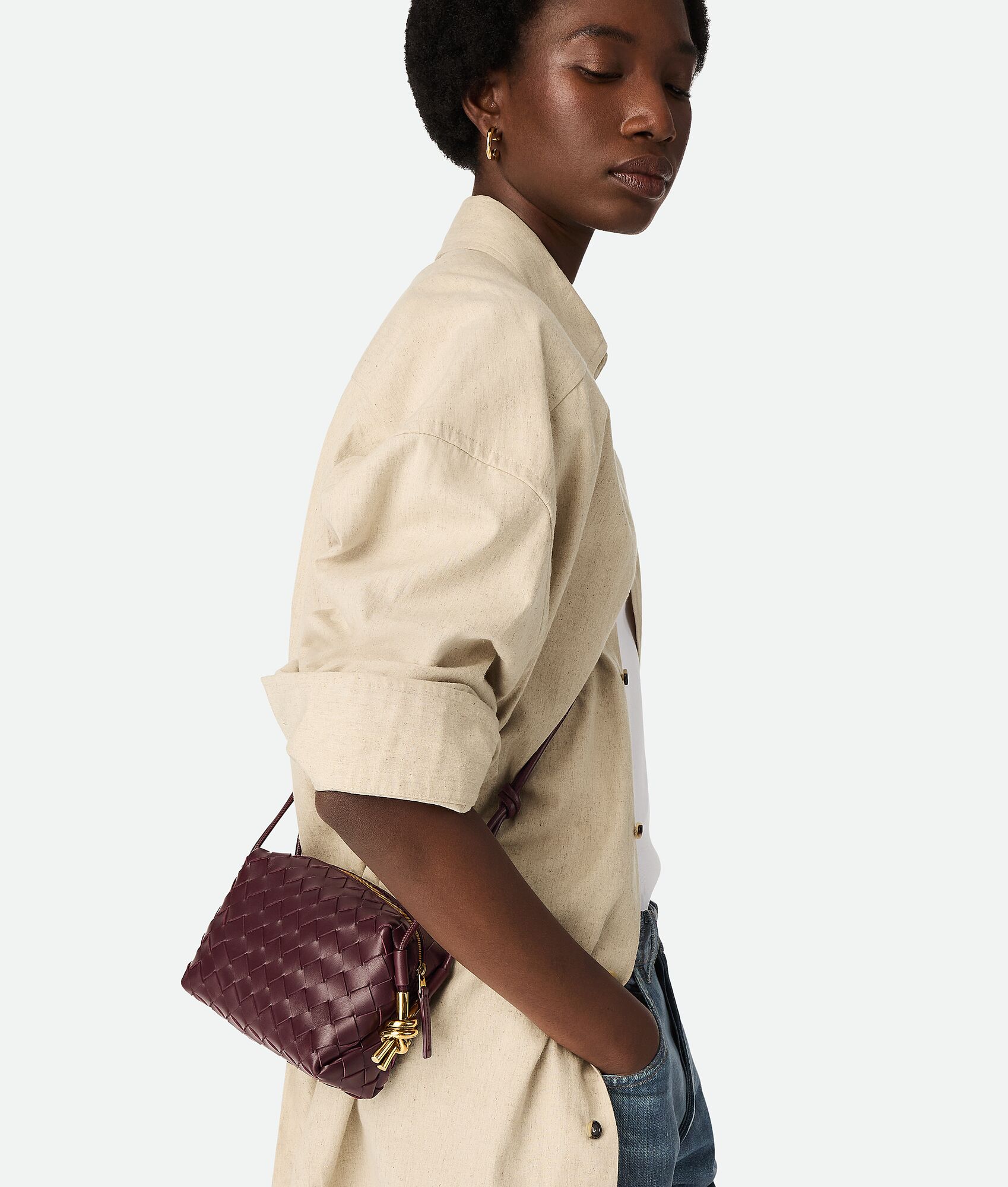BOTTEGA VENETA Loop迷你金属扭结斜挎包