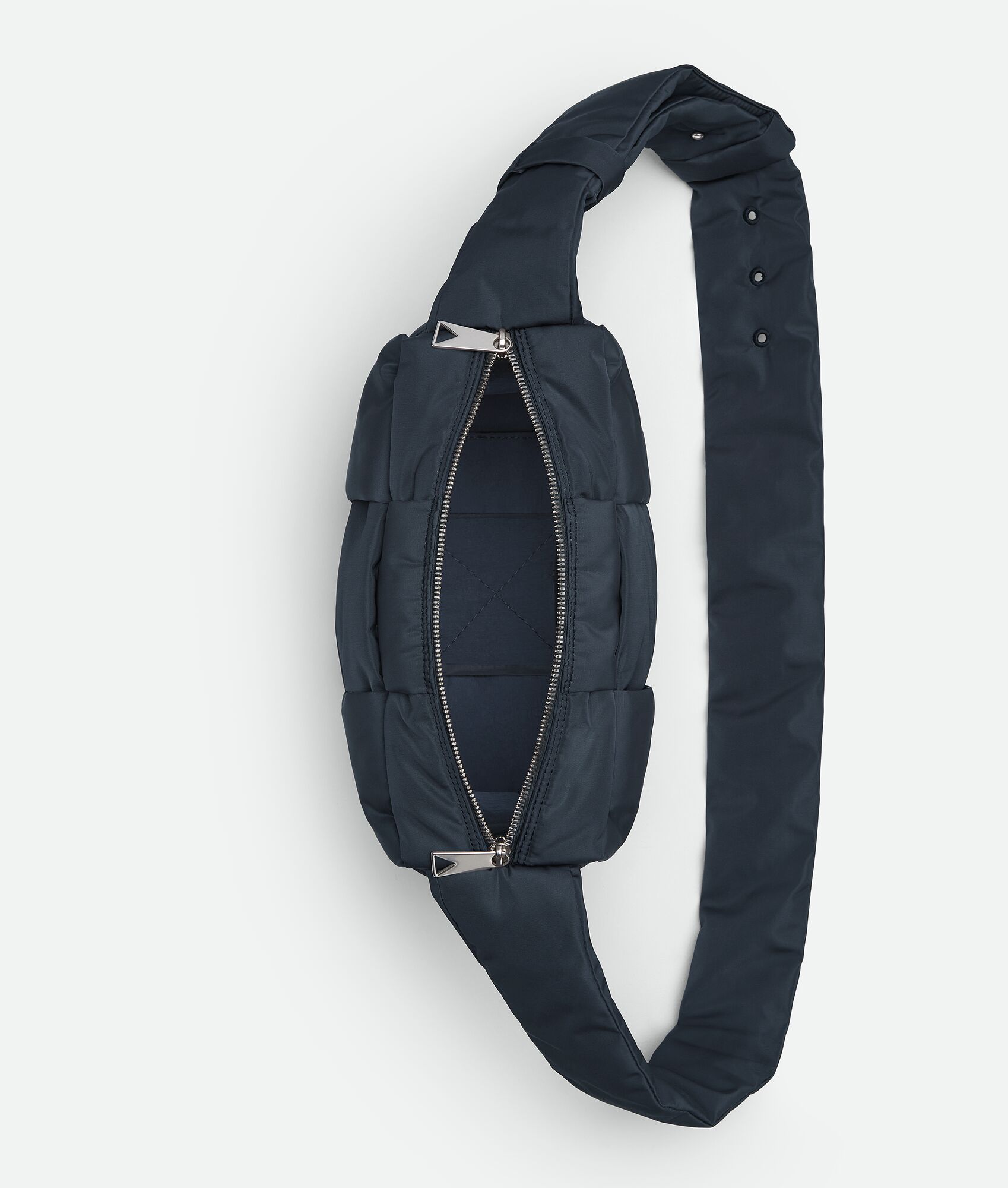 BOTTEGA VENETA 中号Arco加衬相机包