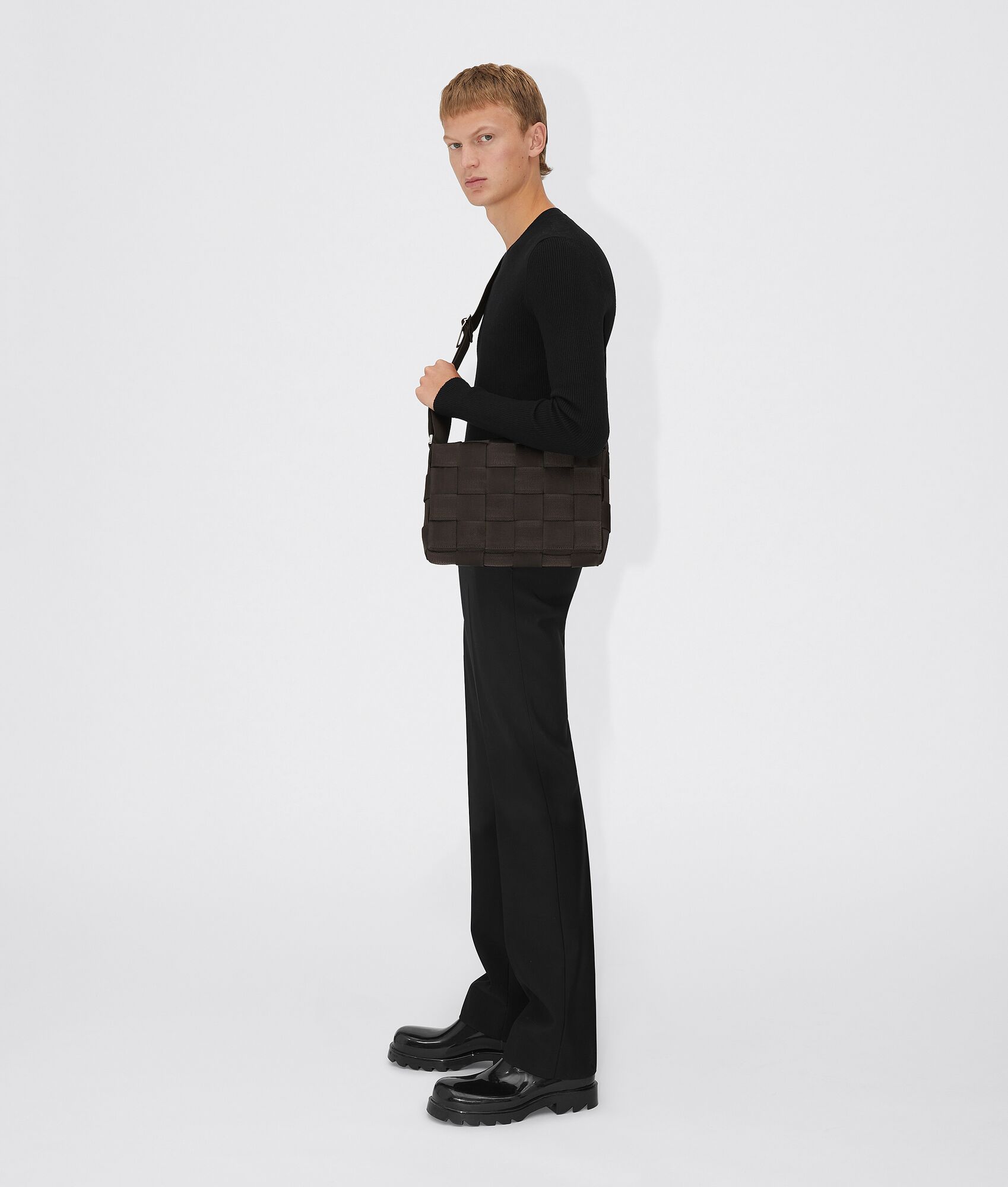 BOTTEGA VENETA 大号Cassette Webbing织带斜挎包