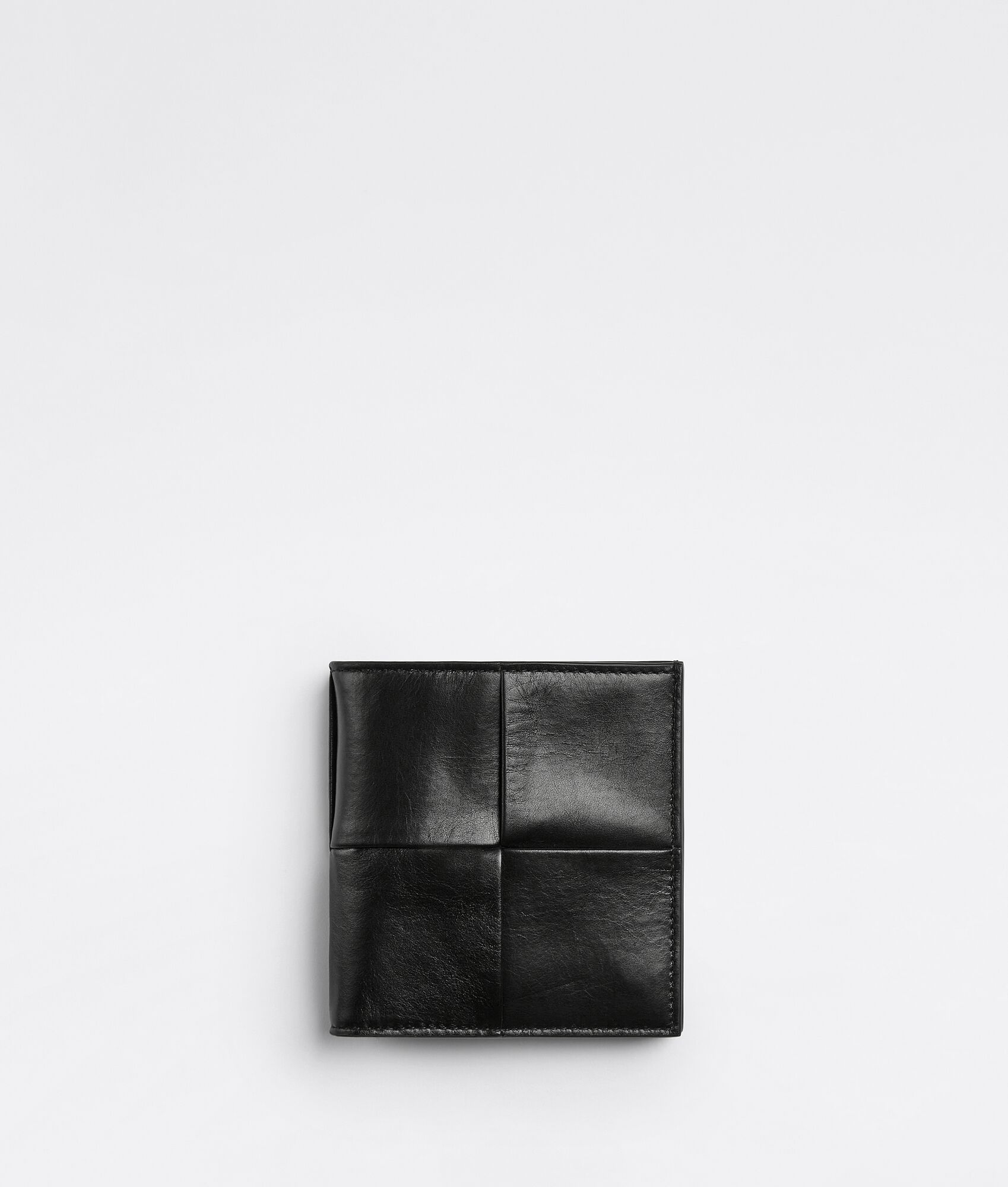 BOTTEGA VENETA 薄款双折钱包