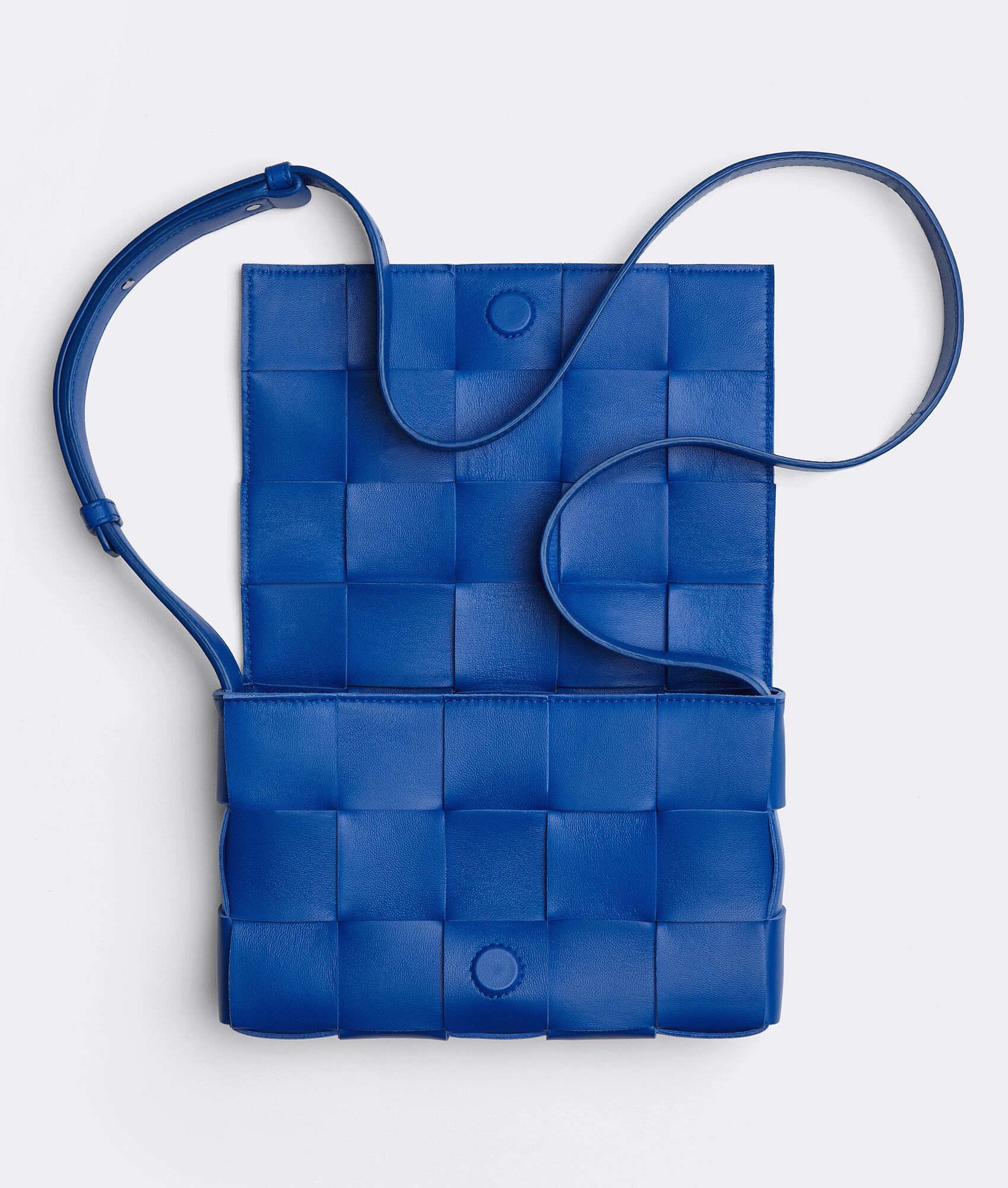 BOTTEGA VENETA CASSETTE斜挎包