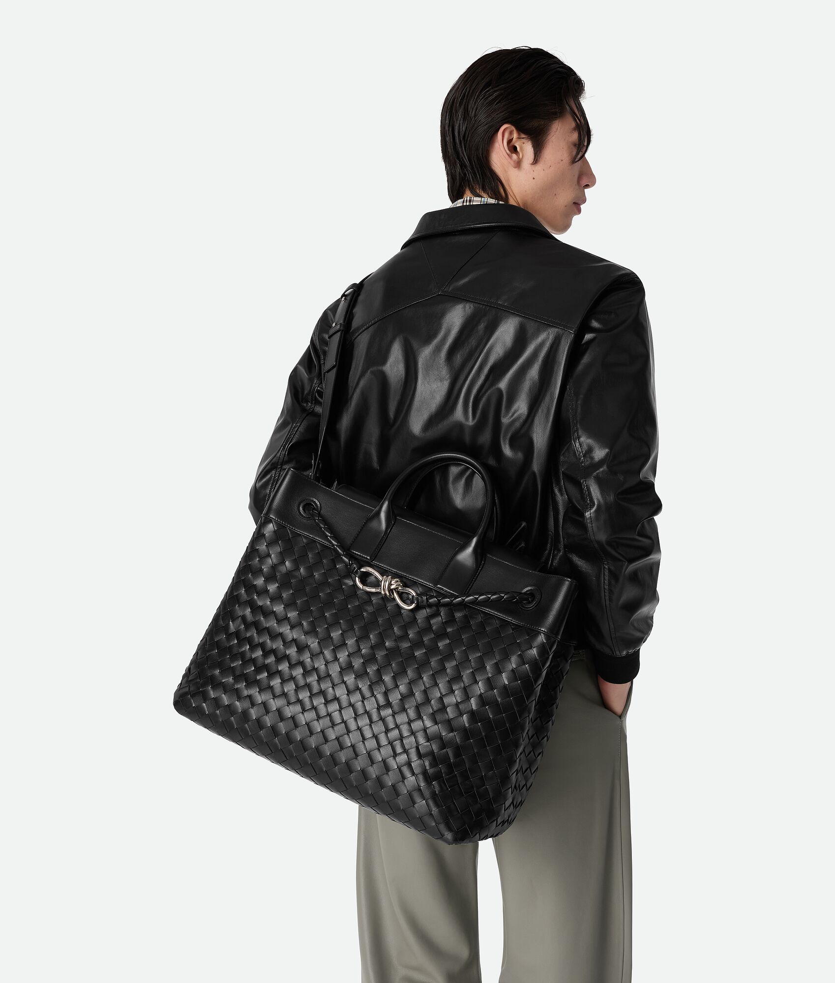 BOTTEGA VENETA Andiamo Voyager旅行包