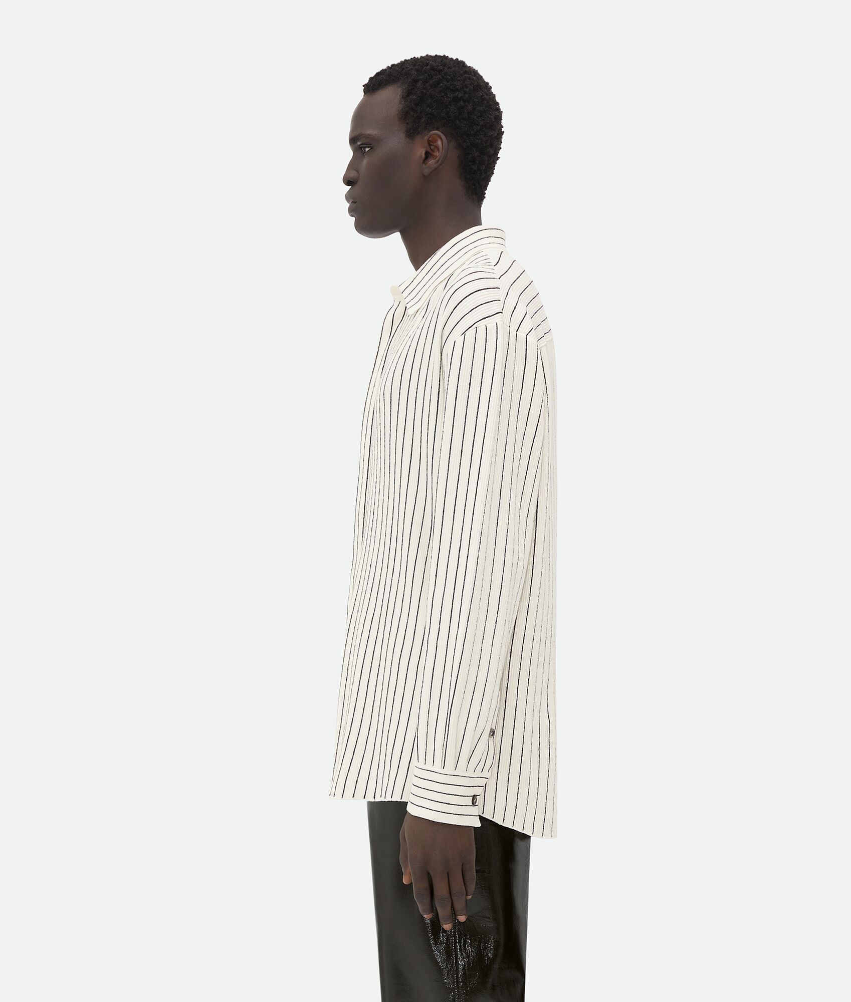 BOTTEGA VENETA 细条纹针织亚麻衬衫