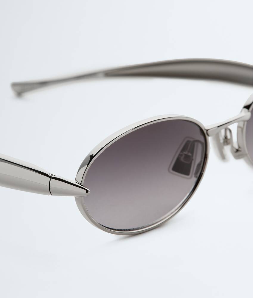 BOTTEGA VENETA Sardine椭圆形太阳镜