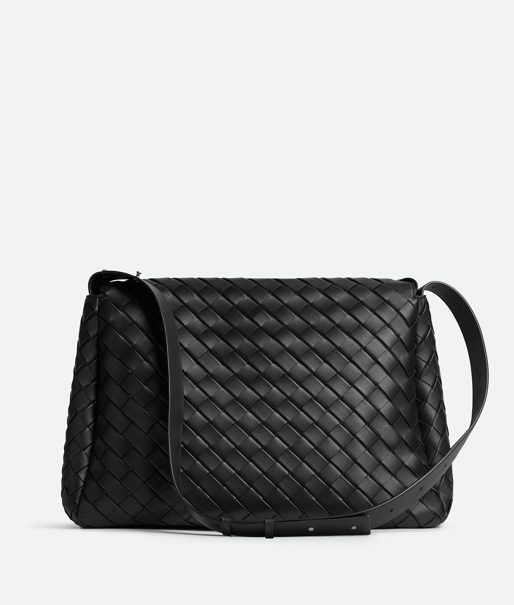 BOTTEGA VENETA 加大号Cobble Messenger斜挎包