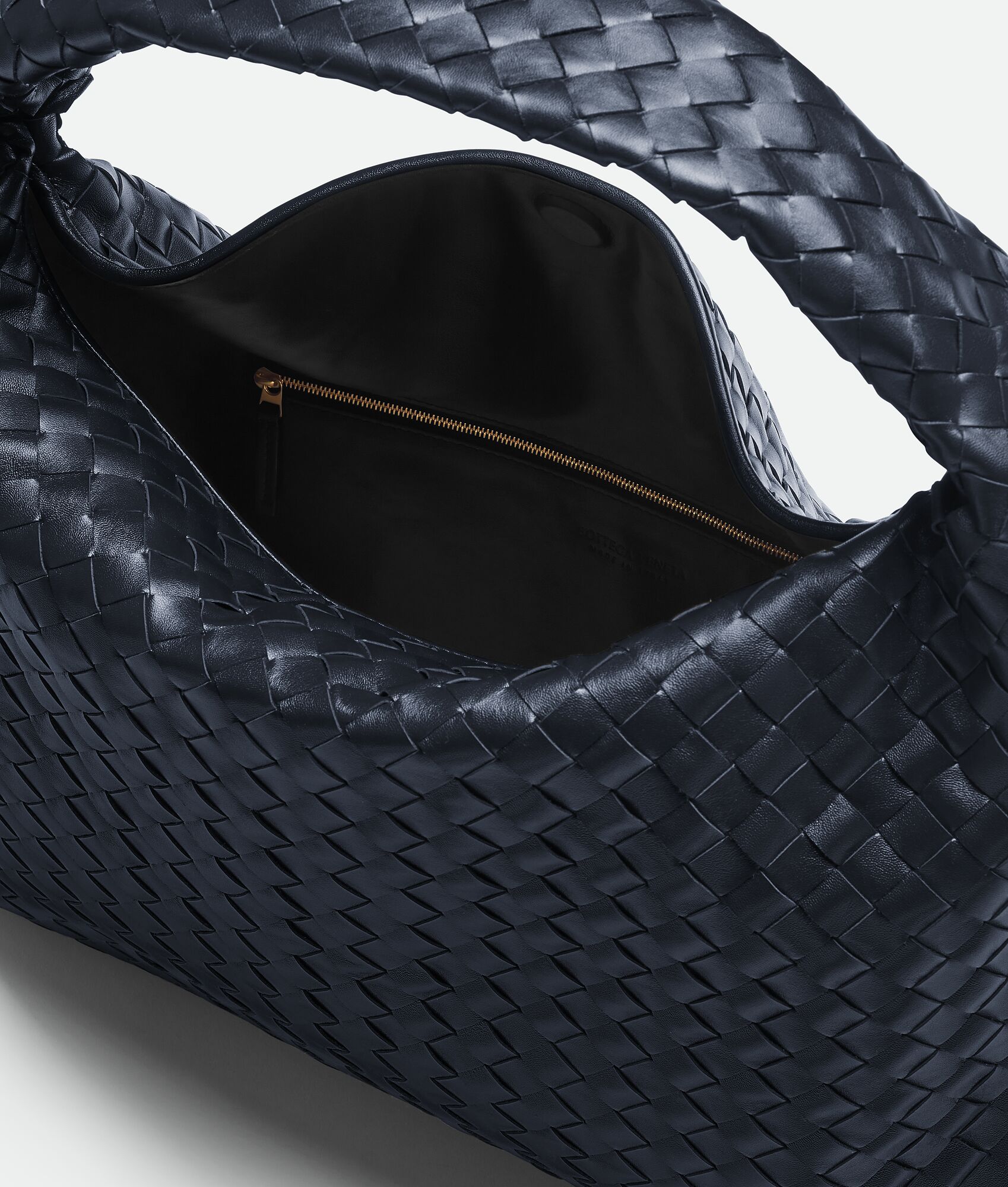 BOTTEGA VENETA 大号Hop肩背包