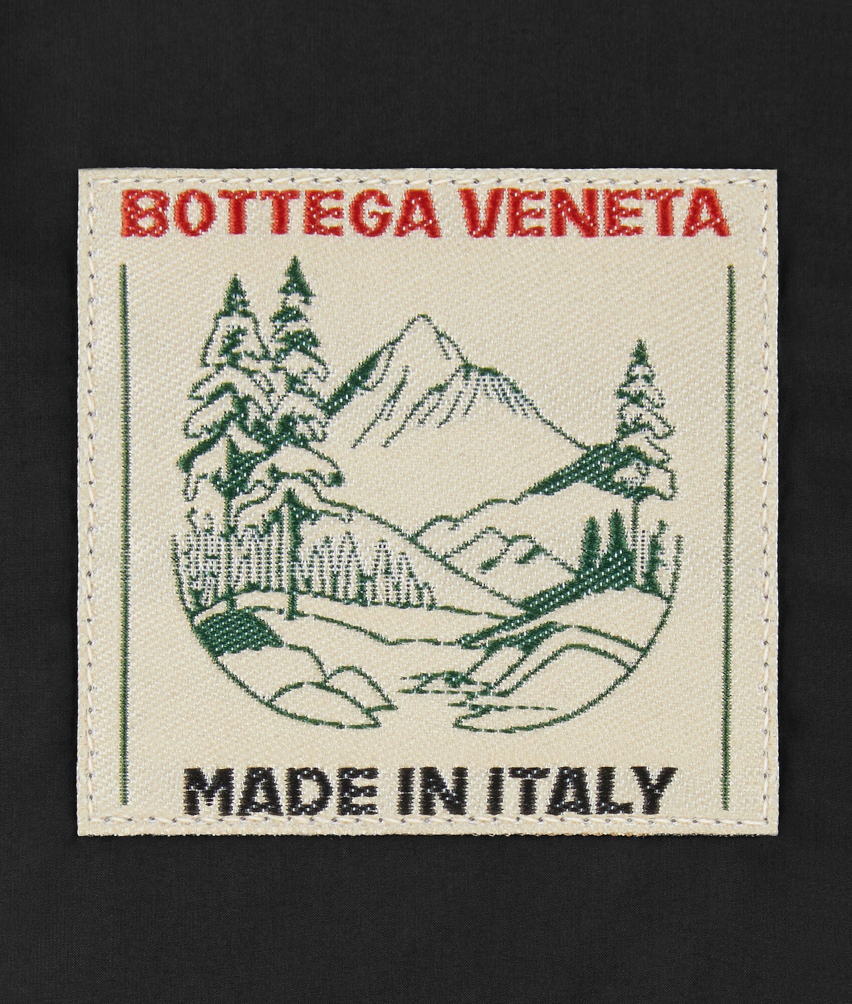 BOTTEGA VENETA 复合科技羊毛束腰夹克
