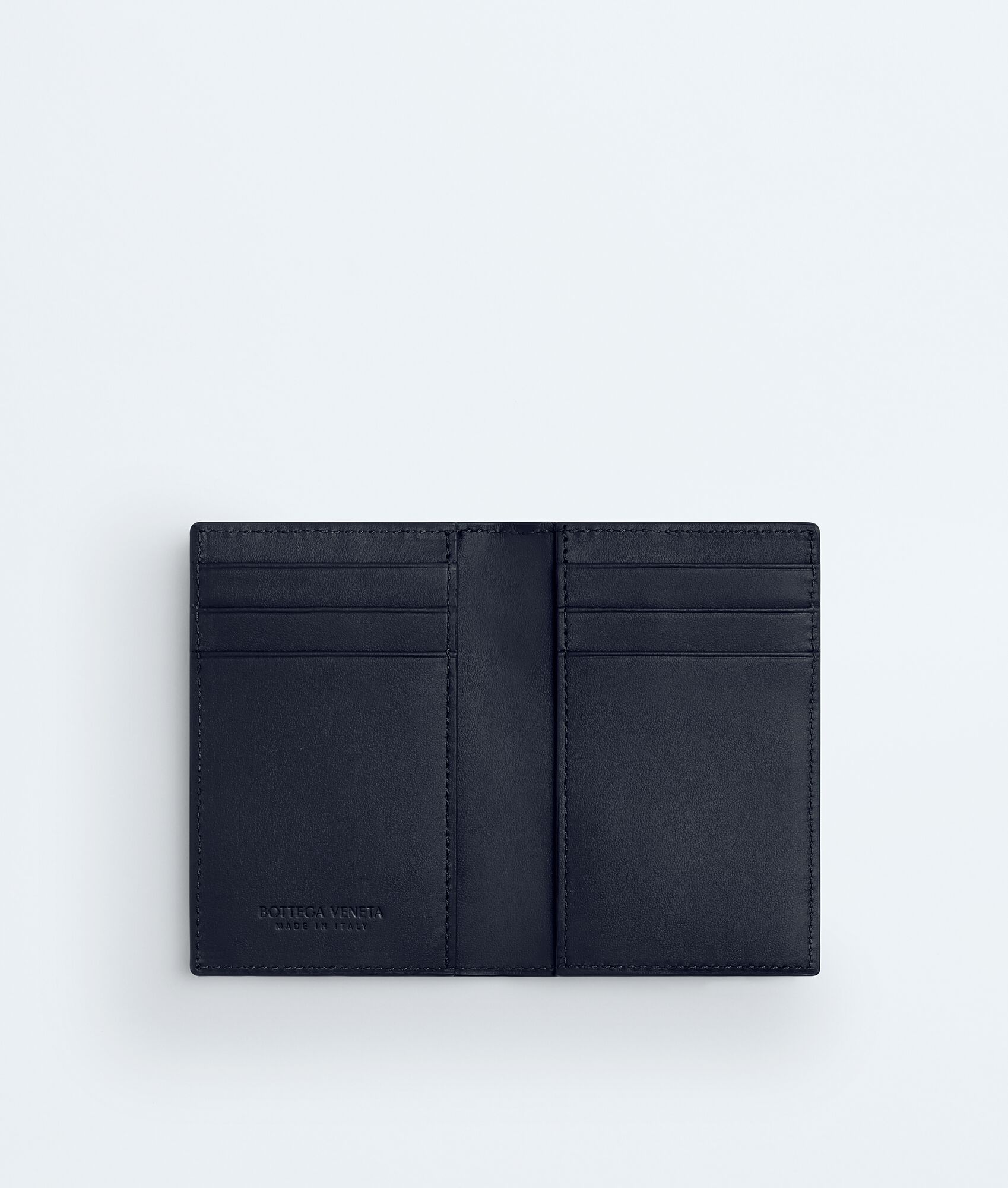 BOTTEGA VENETA 翻盖卡包
