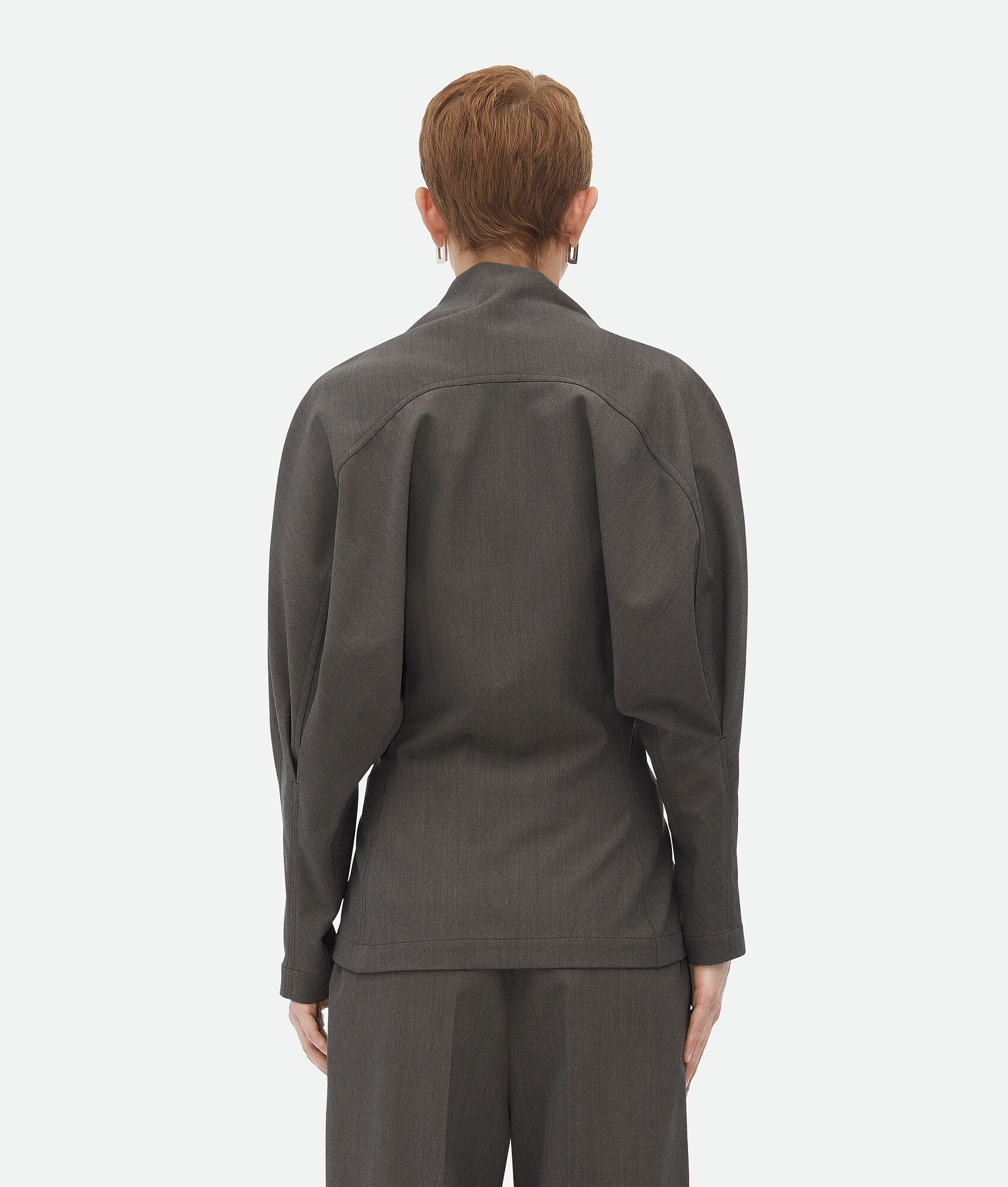 BOTTEGA VENETA 轻盈羊毛上衣