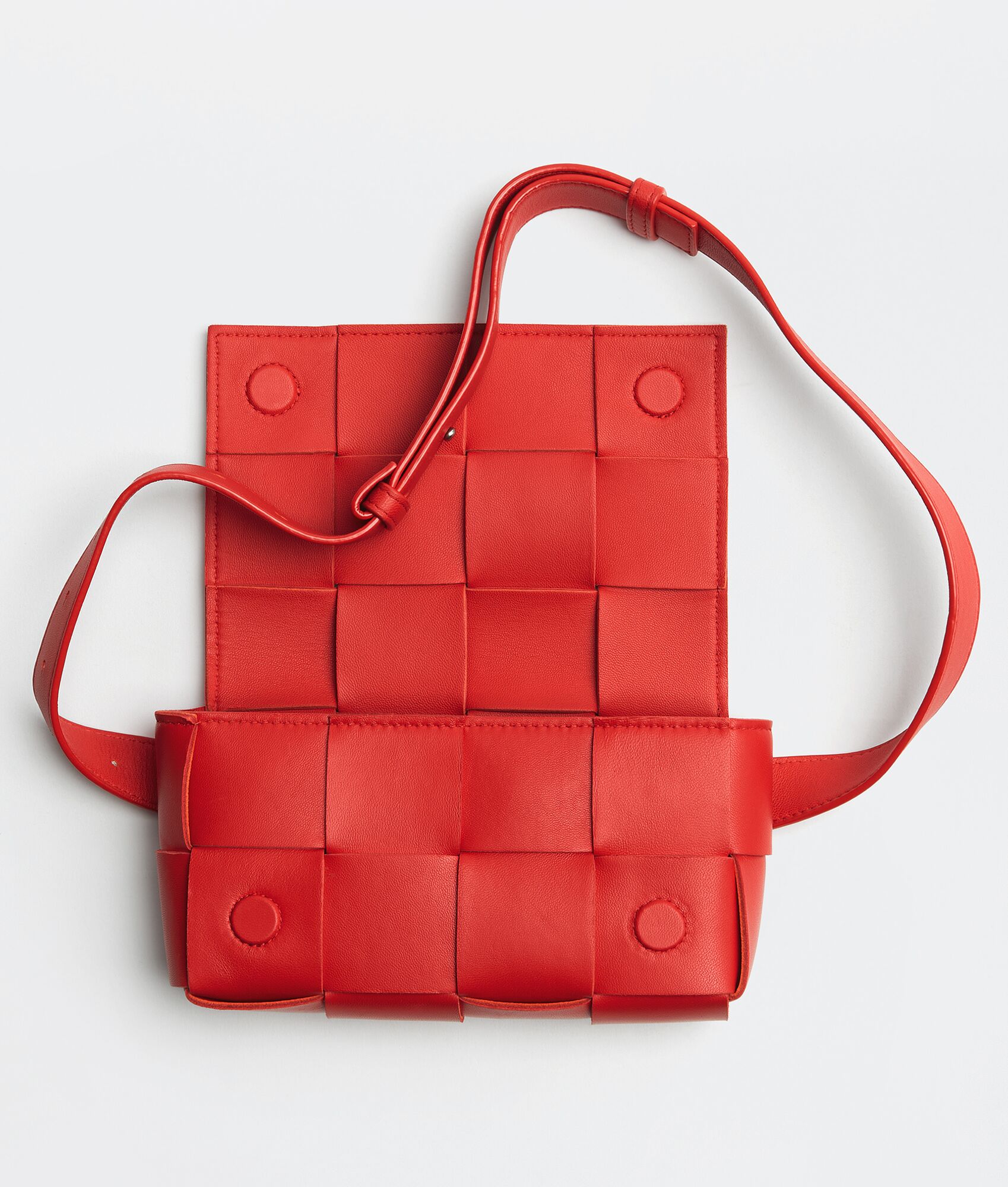 BOTTEGA VENETA CASSETTE腰包