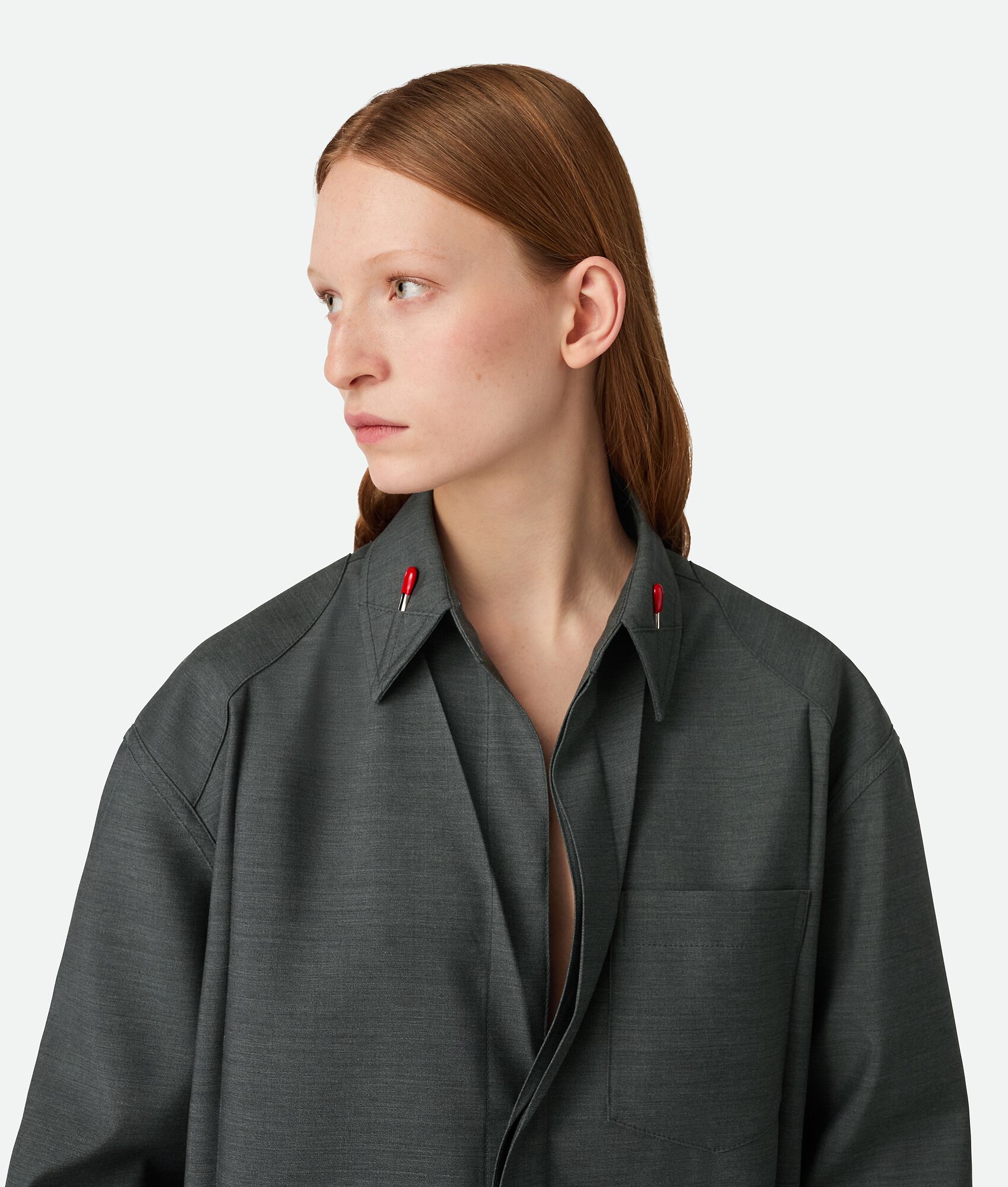 BOTTEGA VENETA 轻盈羊毛衬衫