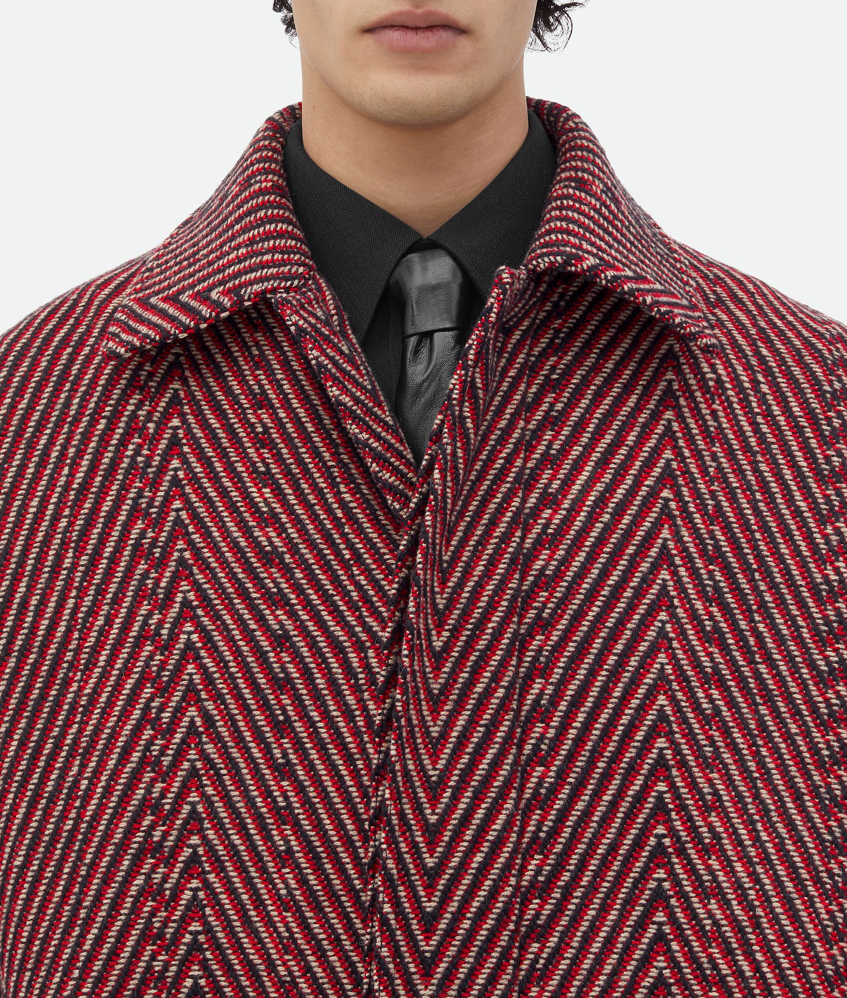 BOTTEGA VENETA 不规则羊毛人字纹斗篷大衣