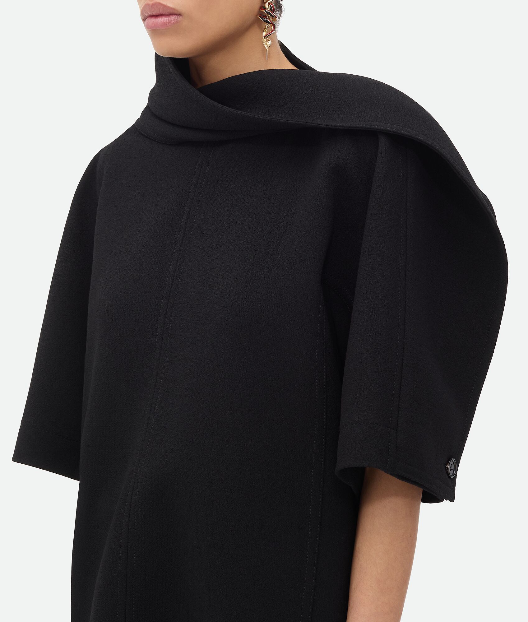 BOTTEGA VENETA 羊毛绉纹上衣