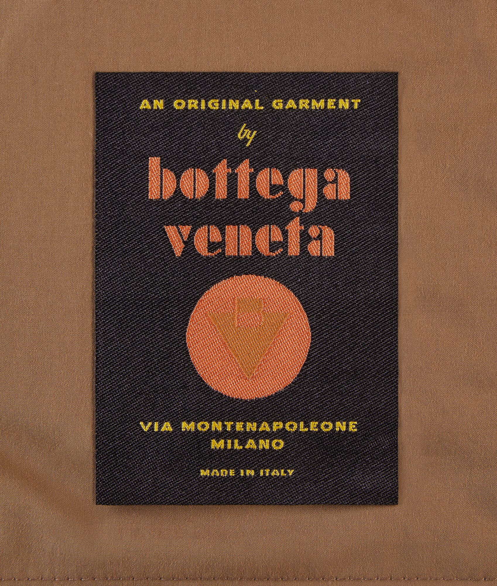 BOTTEGA VENETA 磨砂府绸羽绒夹克