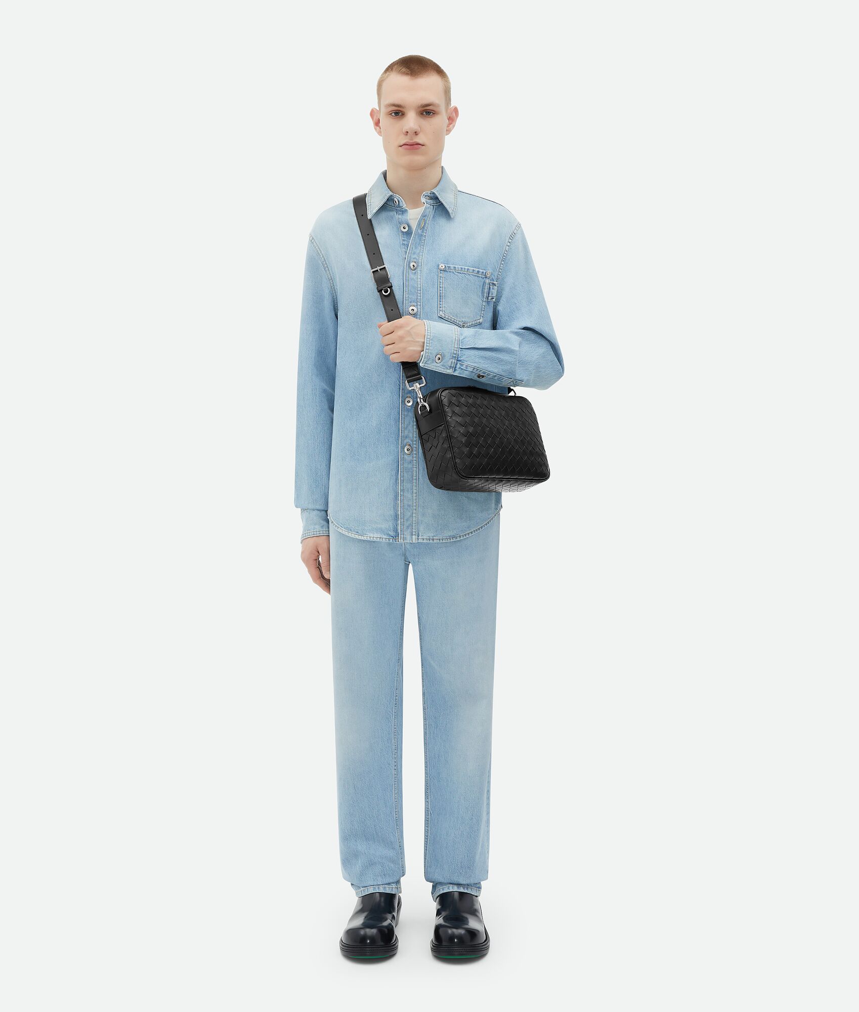 BOTTEGA VENETA Intrecciato编织相机包