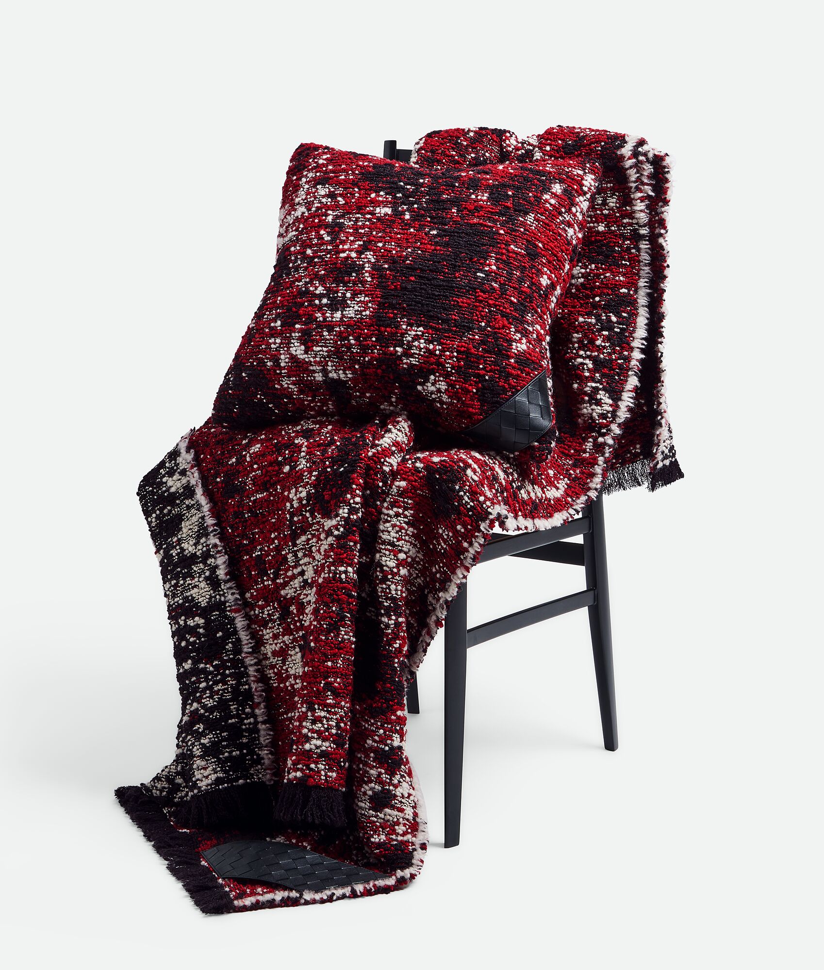 BOTTEGA VENETA 火山图案圈绒坐垫