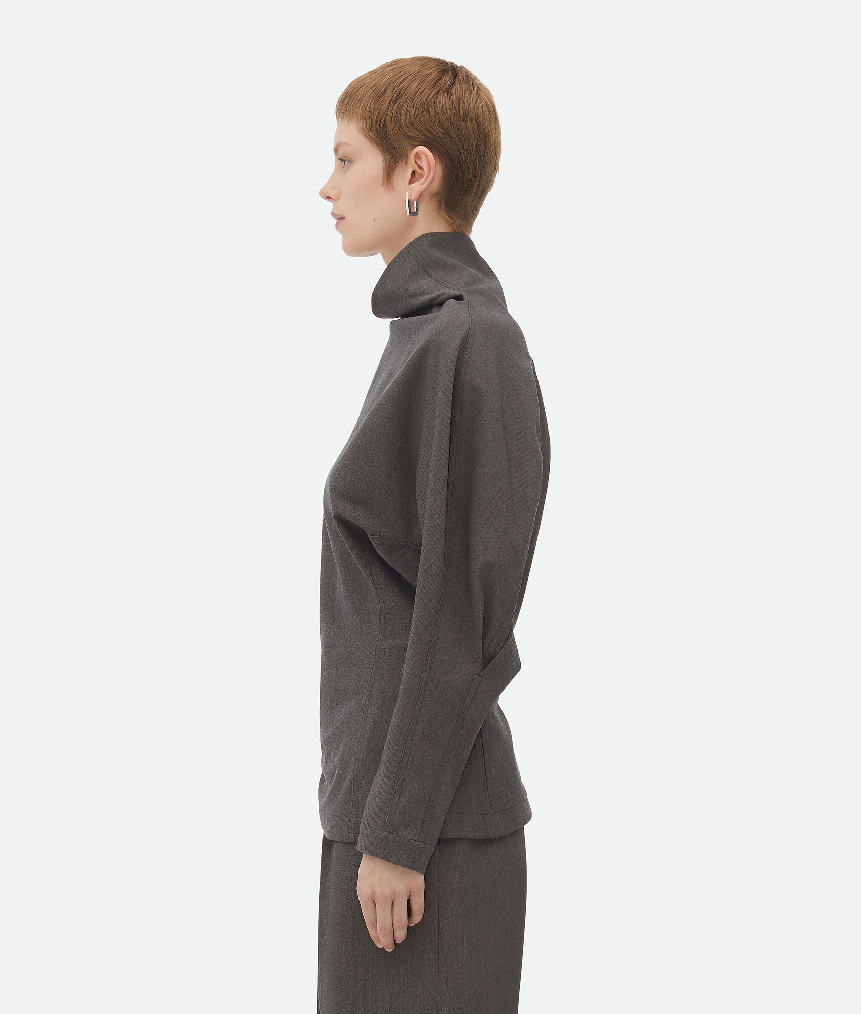 BOTTEGA VENETA 轻盈羊毛上衣