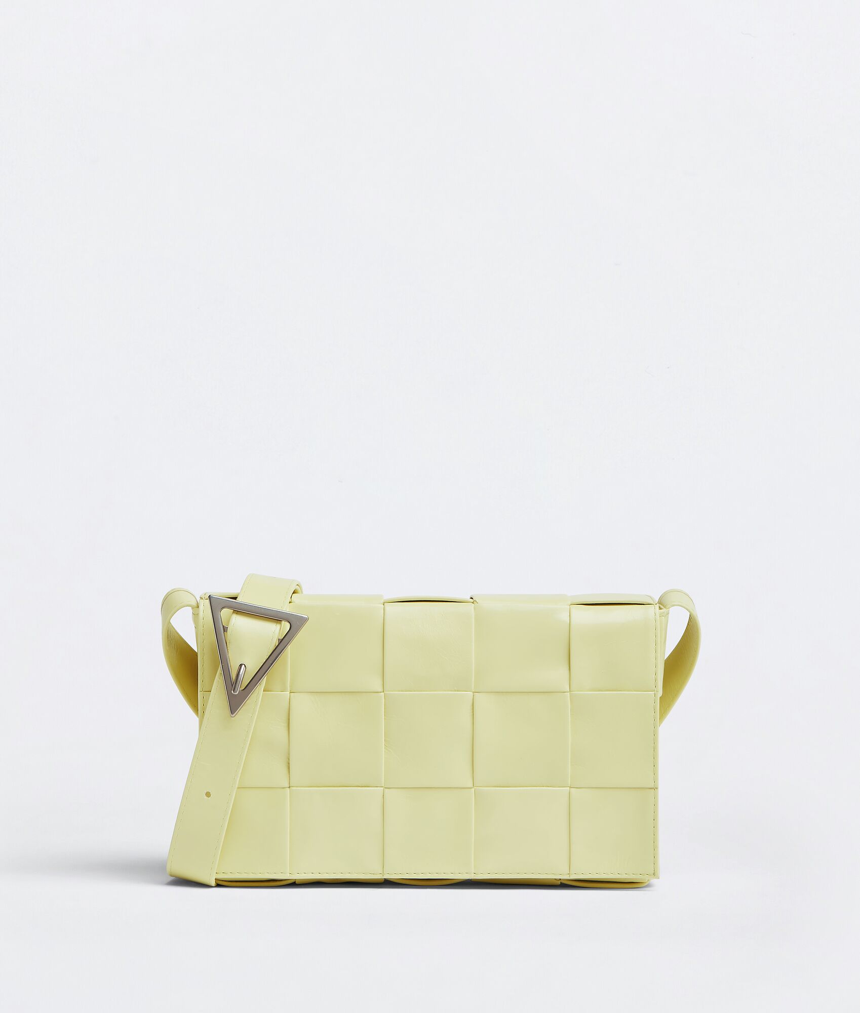 BOTTEGA VENETA CASSETTE斜挎包