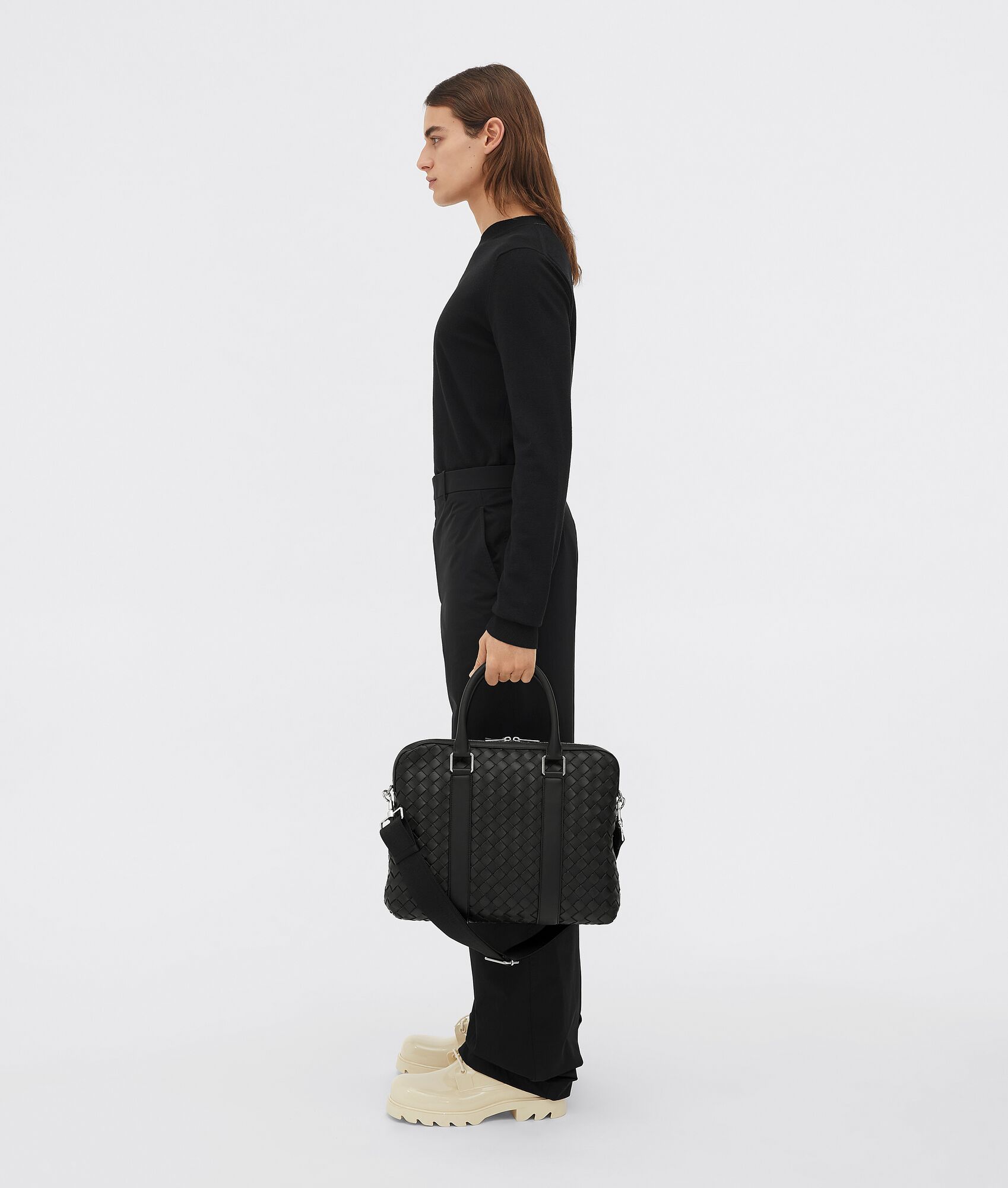BOTTEGA VENETA 纤薄经典Intrecciato编织皮革公文包